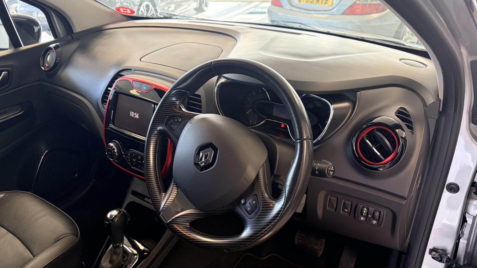 Renault Captur 1.5 dCi ENERGY Signature Nav SUV 5dr Diesel Auto Euro 6 (s/s) (90 ps)