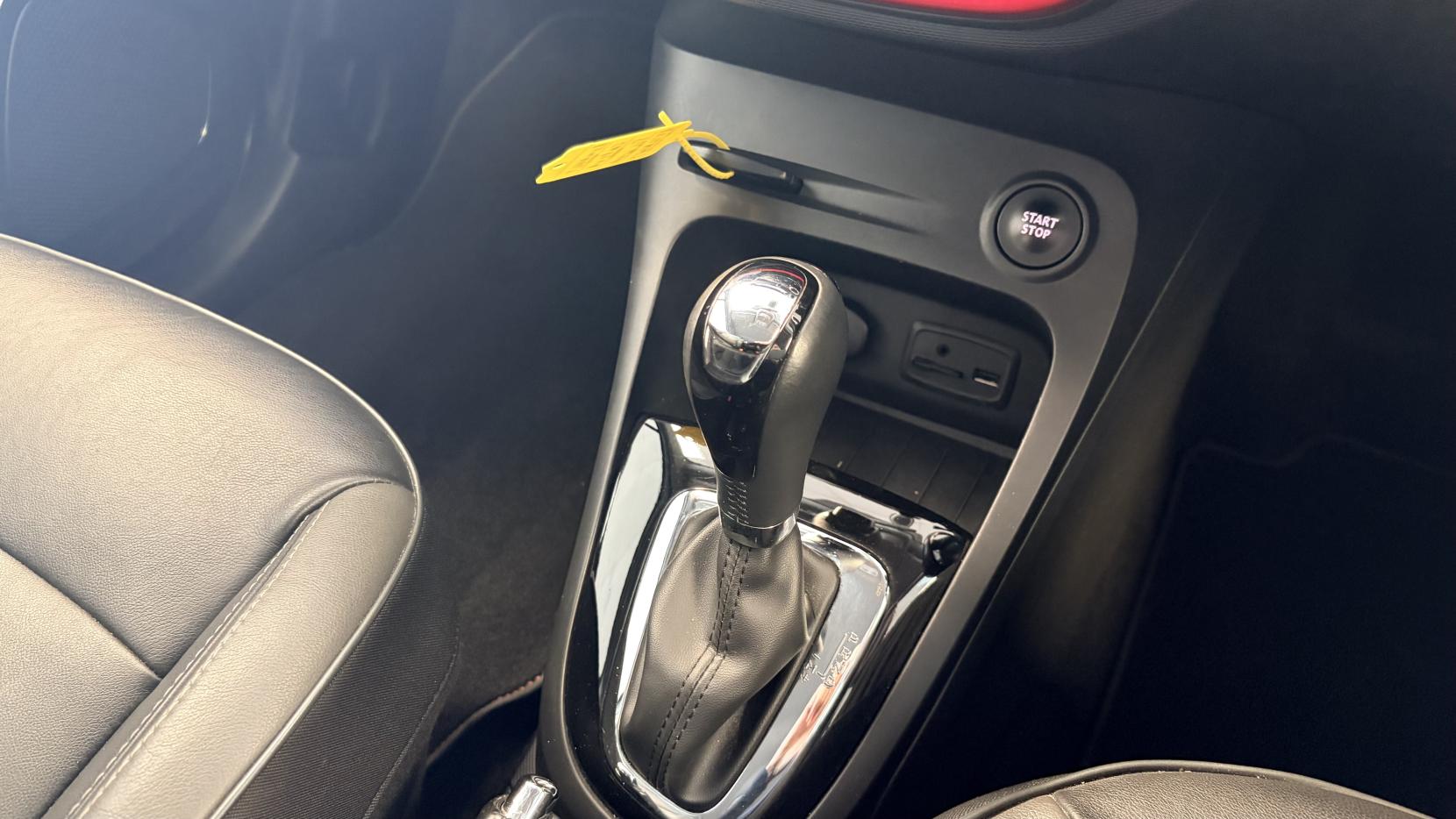 Renault Captur 1.5 dCi ENERGY Signature Nav SUV 5dr Diesel Auto Euro 6 (s/s) (90 ps)