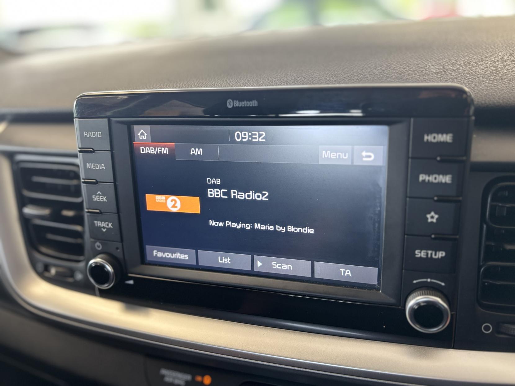 Kia Stonic 1.0 T-GDi 2 SUV 5dr Petrol Manual Euro 6 (s/s) (118 bhp)