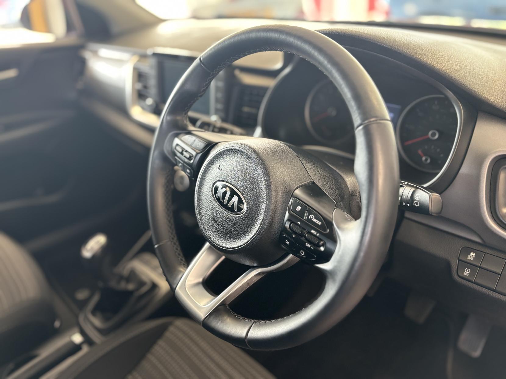 Kia Stonic 1.0 T-GDi 2 SUV 5dr Petrol Manual Euro 6 (s/s) (118 bhp)