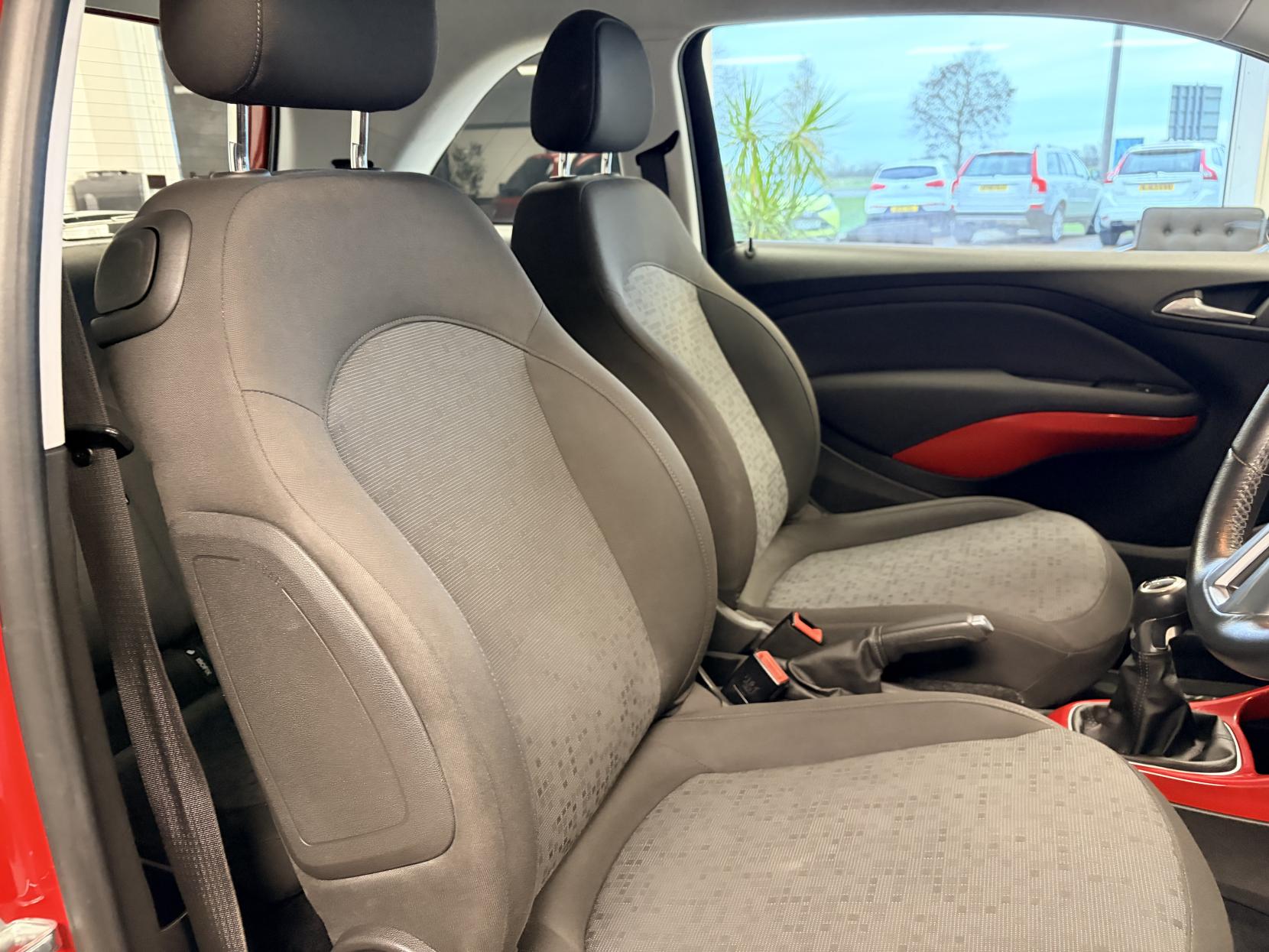 Vauxhall ADAM 1.2 16v JAM Hatchback 3dr Petrol Manual Euro 5 (70 ps)