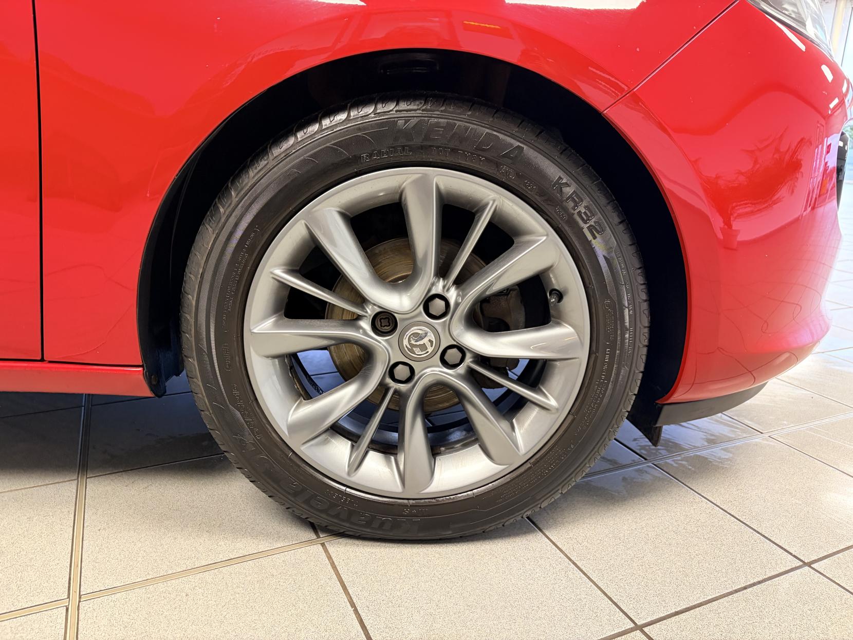 Vauxhall ADAM 1.2 16v JAM Hatchback 3dr Petrol Manual Euro 5 (70 ps)