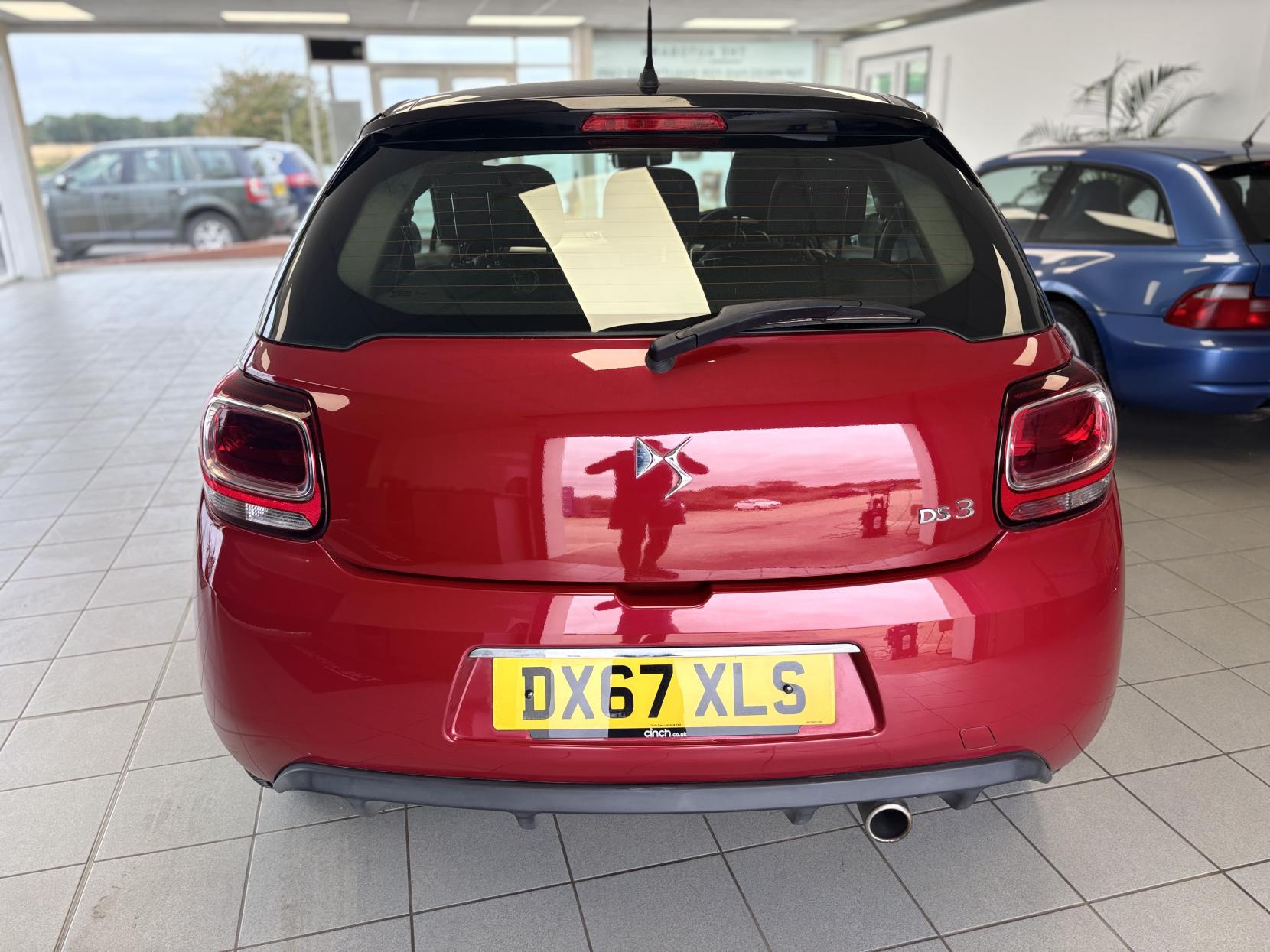 DS AUTOMOBILES DS 3 1.2 PureTech Chic Hatchback 3dr Petrol Manual Euro 6 (82 ps)