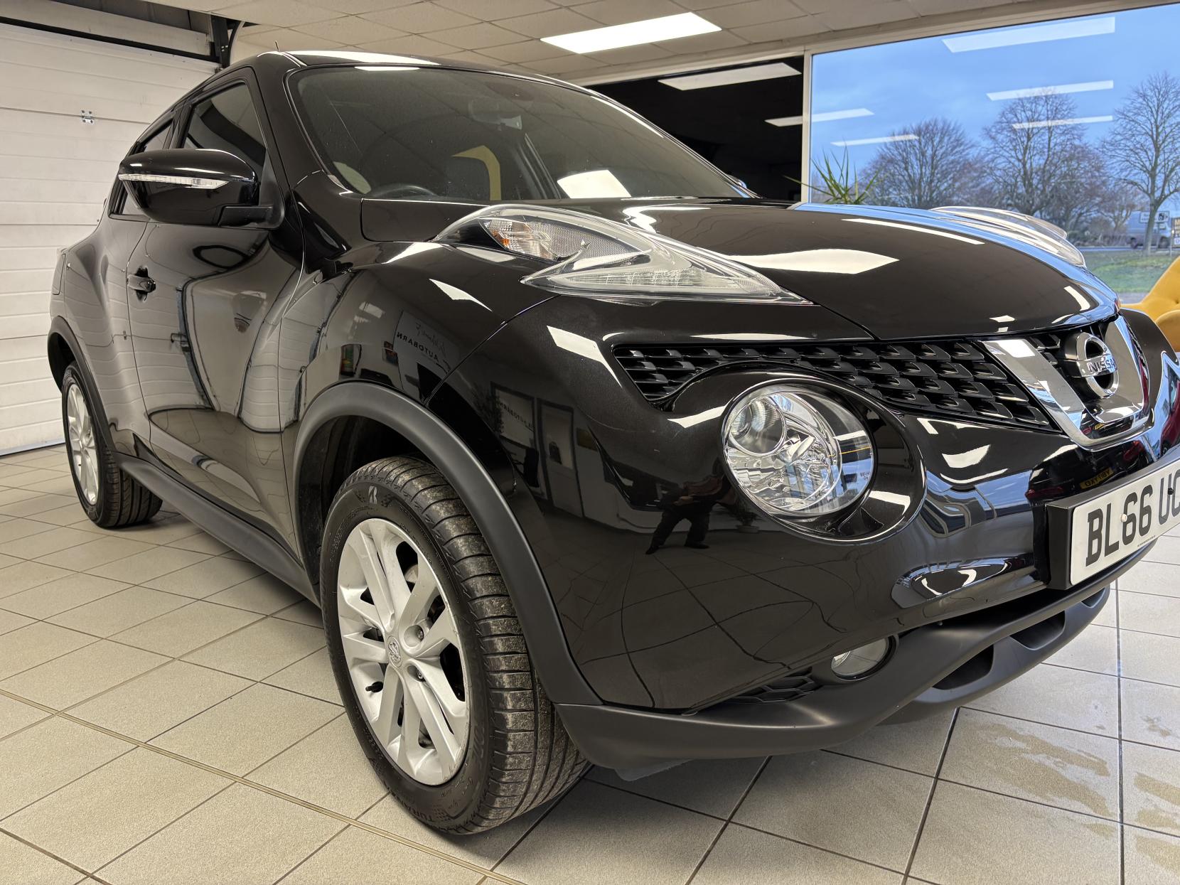 Nissan Juke 1.5 dCi N-Connecta SUV 5dr Diesel Manual Euro 6 (s/s) (110 ps)