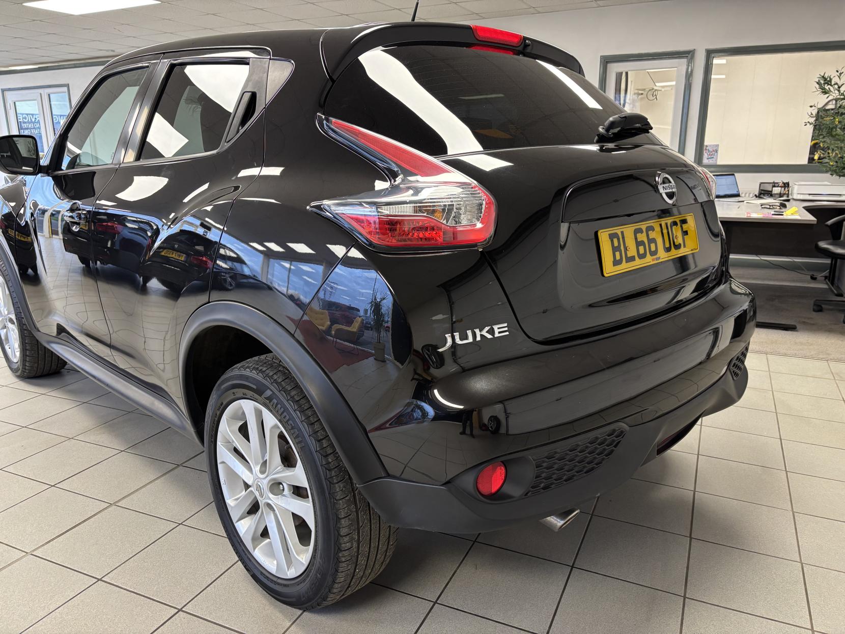 Nissan Juke 1.5 dCi N-Connecta SUV 5dr Diesel Manual Euro 6 (s/s) (110 ps)