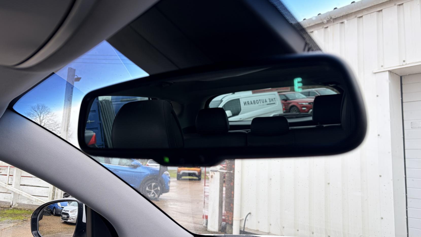 Hyundai TUCSON 2.0 CRDi Blue Drive Premium SE SUV 5dr Diesel Manual Euro 6 (s/s) (136 ps)