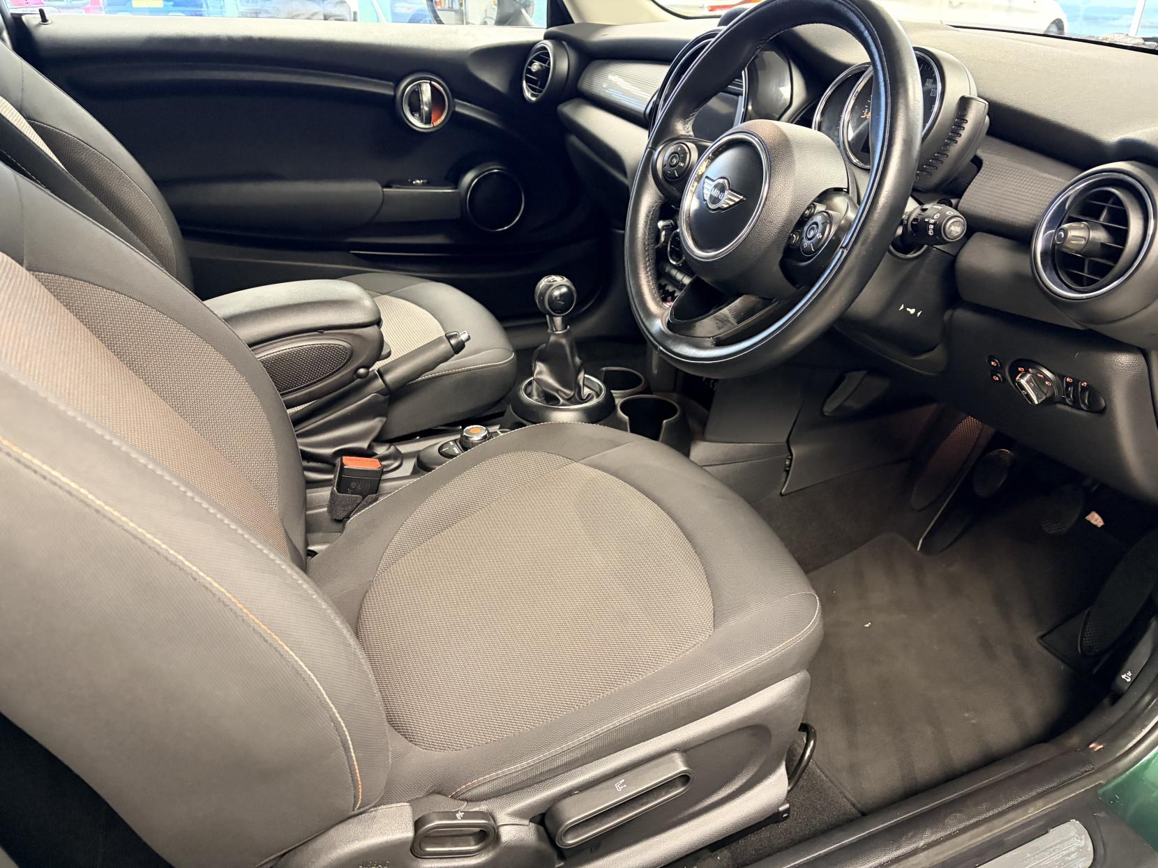 MINI Hatch 1.5 One D Hatchback 3dr Diesel Manual Euro 6 (s/s) (95 ps)