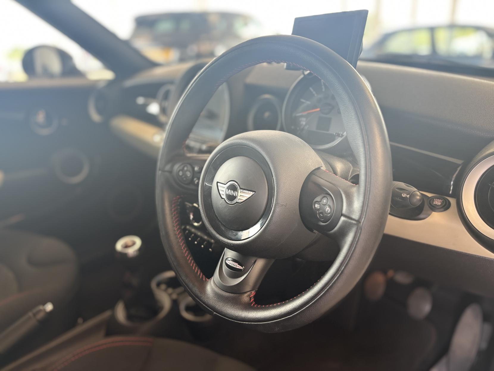 MINI Coupe 1.6 Cooper Coupe 2dr Petrol Manual Euro 6 (s/s) (122 ps)