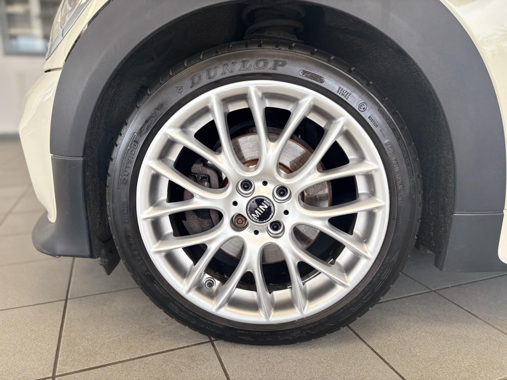 MINI Coupe 1.6 Cooper Coupe 2dr Petrol Manual Euro 6 (s/s) (122 ps)