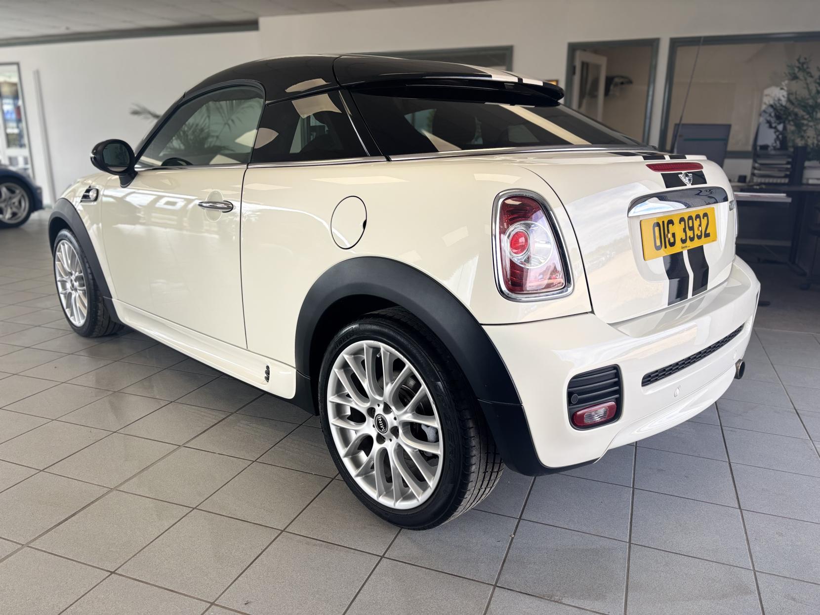 MINI Coupe 1.6 Cooper Coupe 2dr Petrol Manual Euro 6 (s/s) (122 ps)