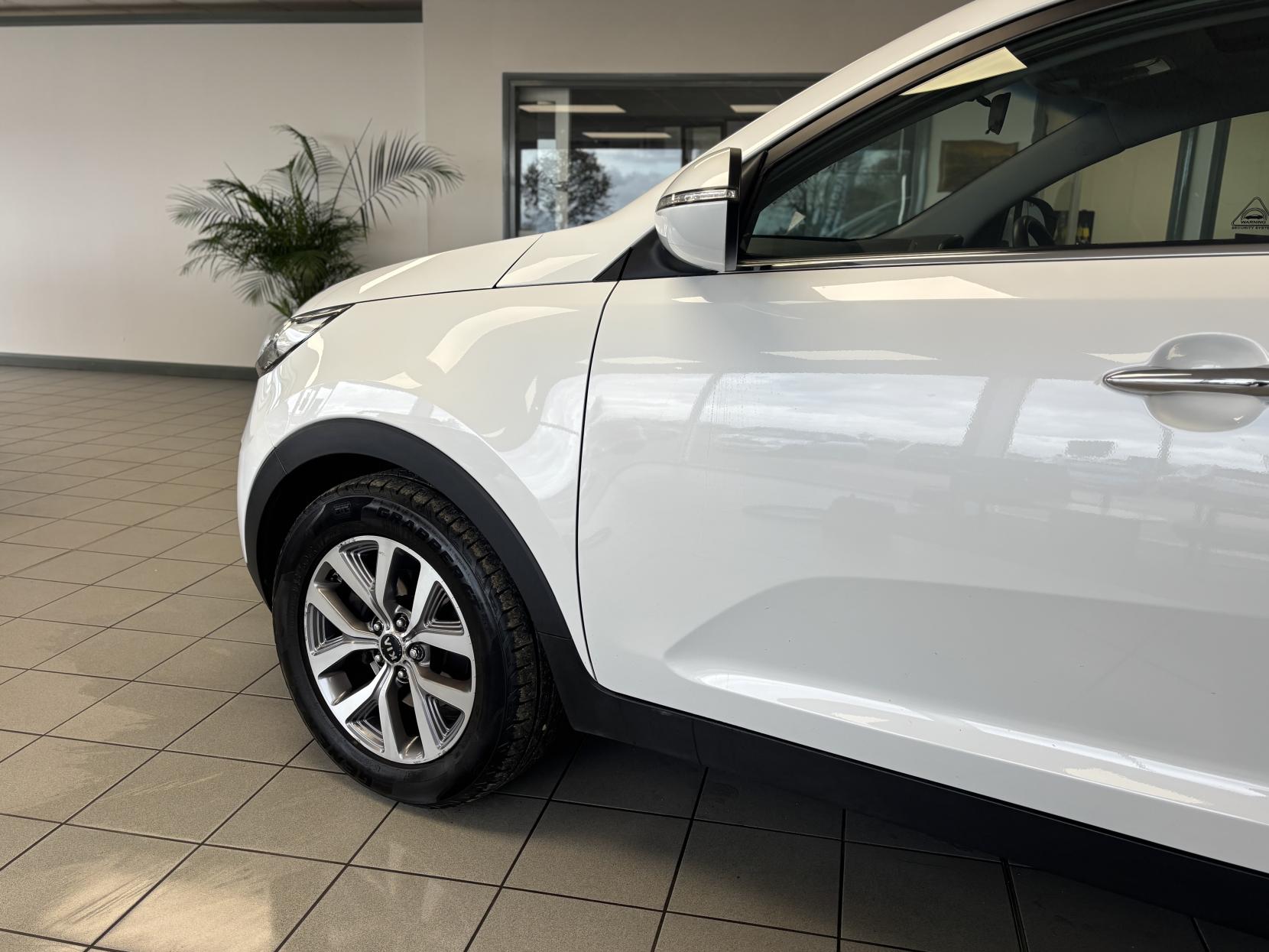 Kia Sportage 1.7 CRDi EcoDynamics 2 SUV 5dr Diesel Manual 2WD Euro 6 (s/s) (114 bhp)