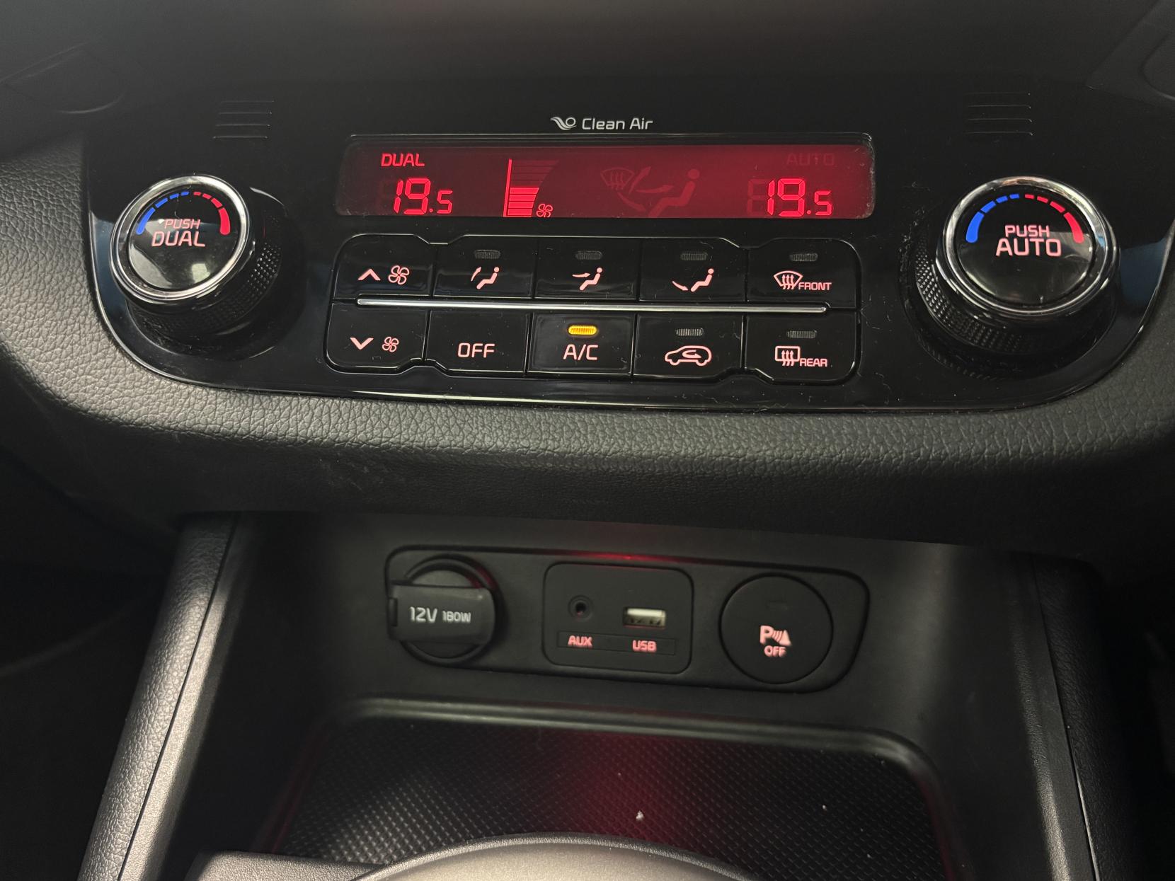 Kia Sportage 1.7 CRDi EcoDynamics 2 SUV 5dr Diesel Manual 2WD Euro 6 (s/s) (114 bhp)