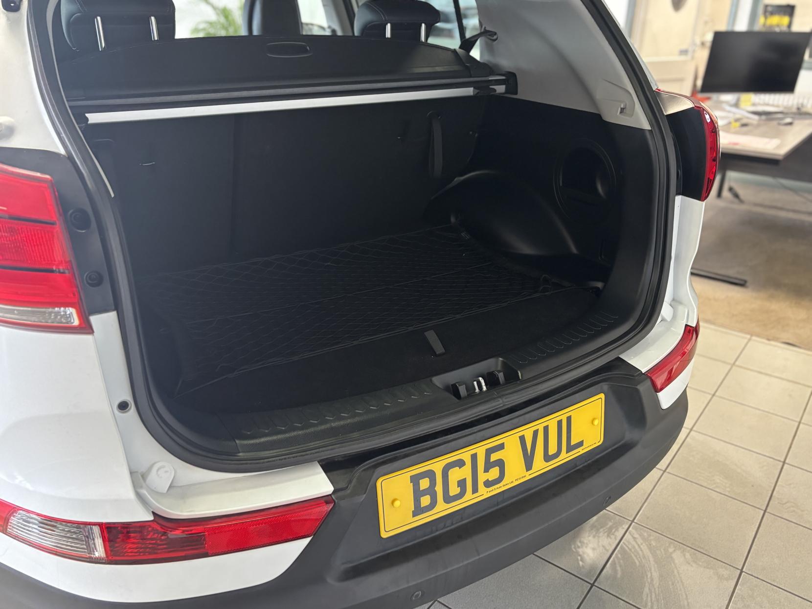 Kia Sportage 1.7 CRDi EcoDynamics 2 SUV 5dr Diesel Manual 2WD Euro 6 (s/s) (114 bhp)