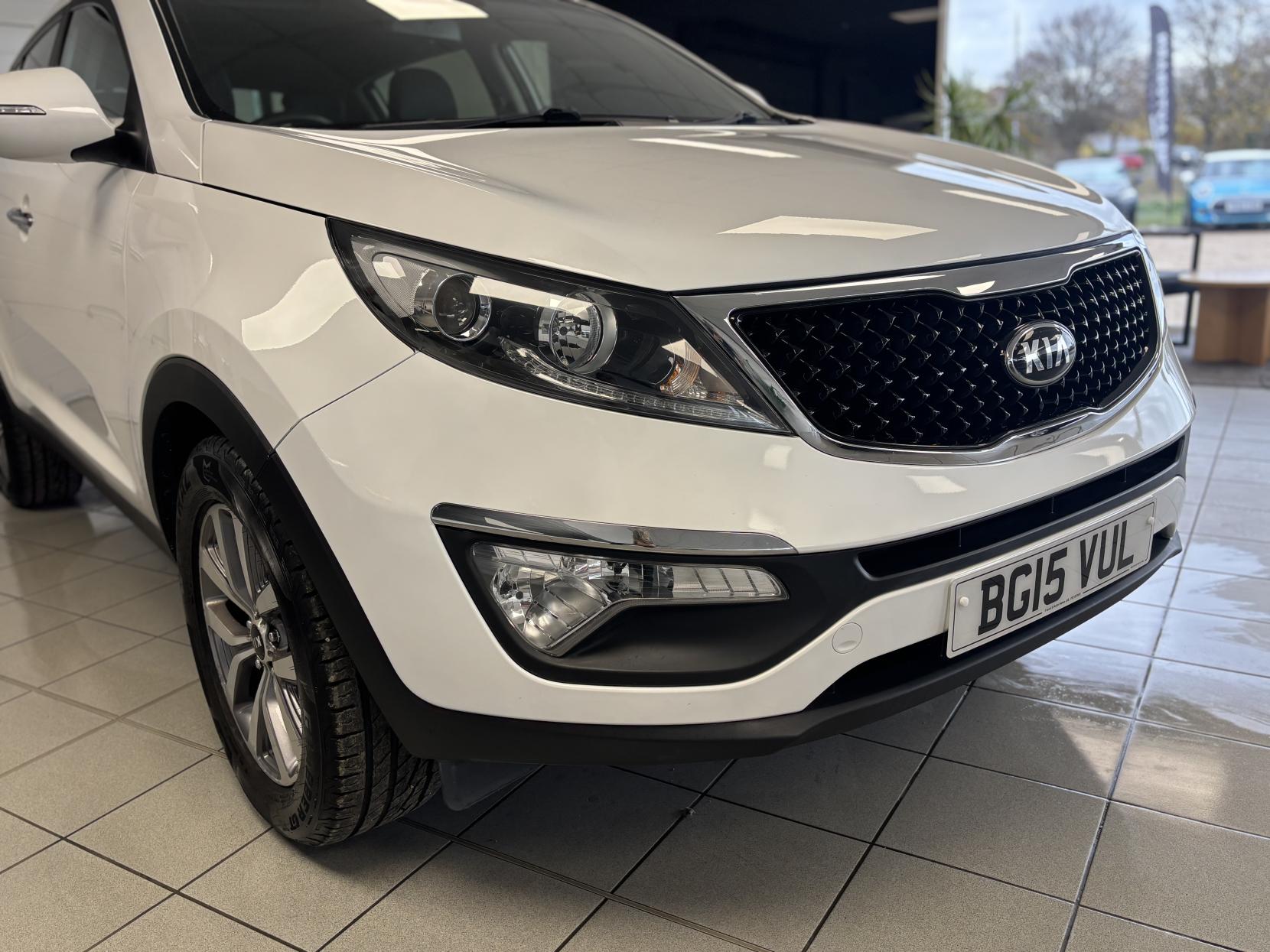 Kia Sportage 1.7 CRDi EcoDynamics 2 SUV 5dr Diesel Manual 2WD Euro 6 (s/s) (114 bhp)