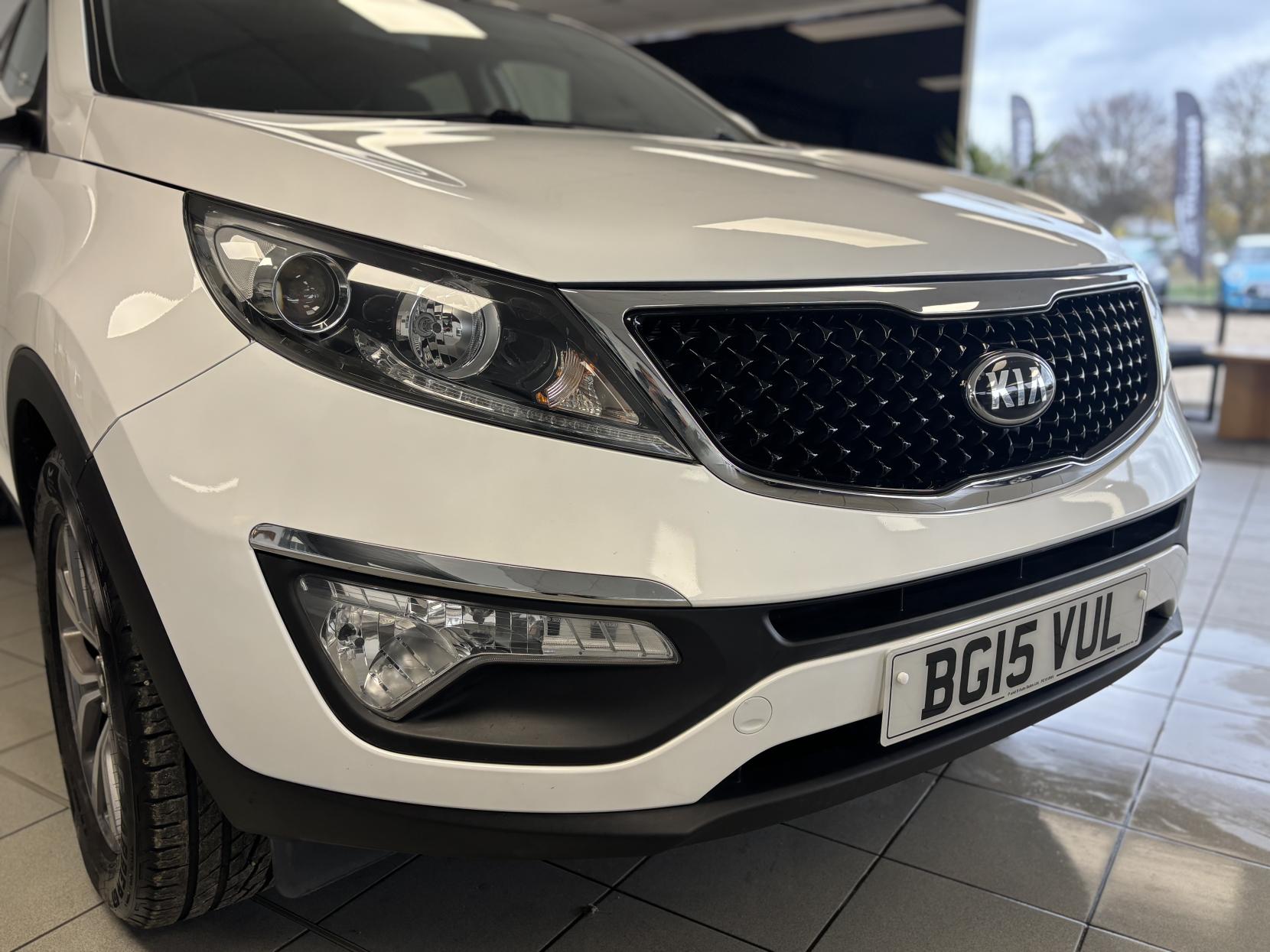 Kia Sportage 1.7 CRDi EcoDynamics 2 SUV 5dr Diesel Manual 2WD Euro 6 (s/s) (114 bhp)