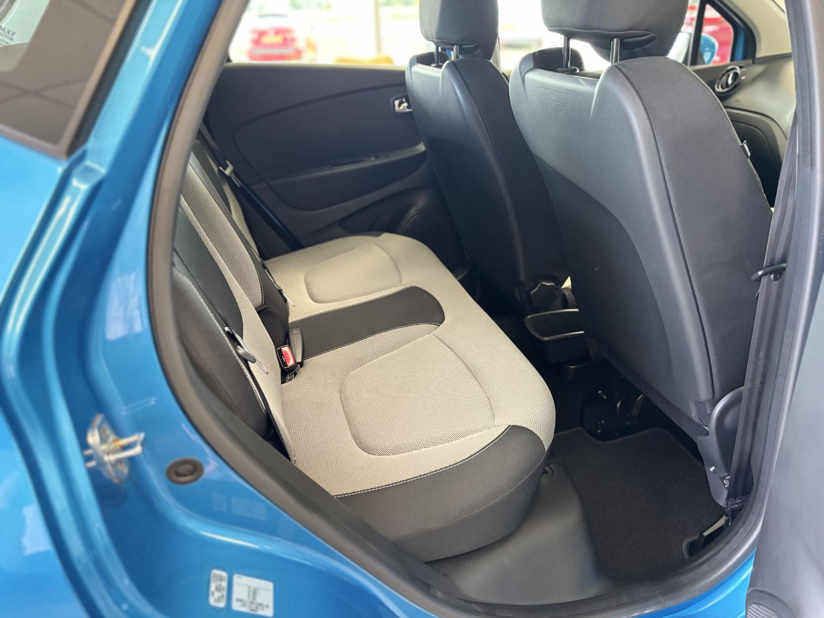 Renault Captur 0.9 TCe ENERGY Expression + SUV 5dr Petrol Manual Euro 5 (s/s) (90 ps)