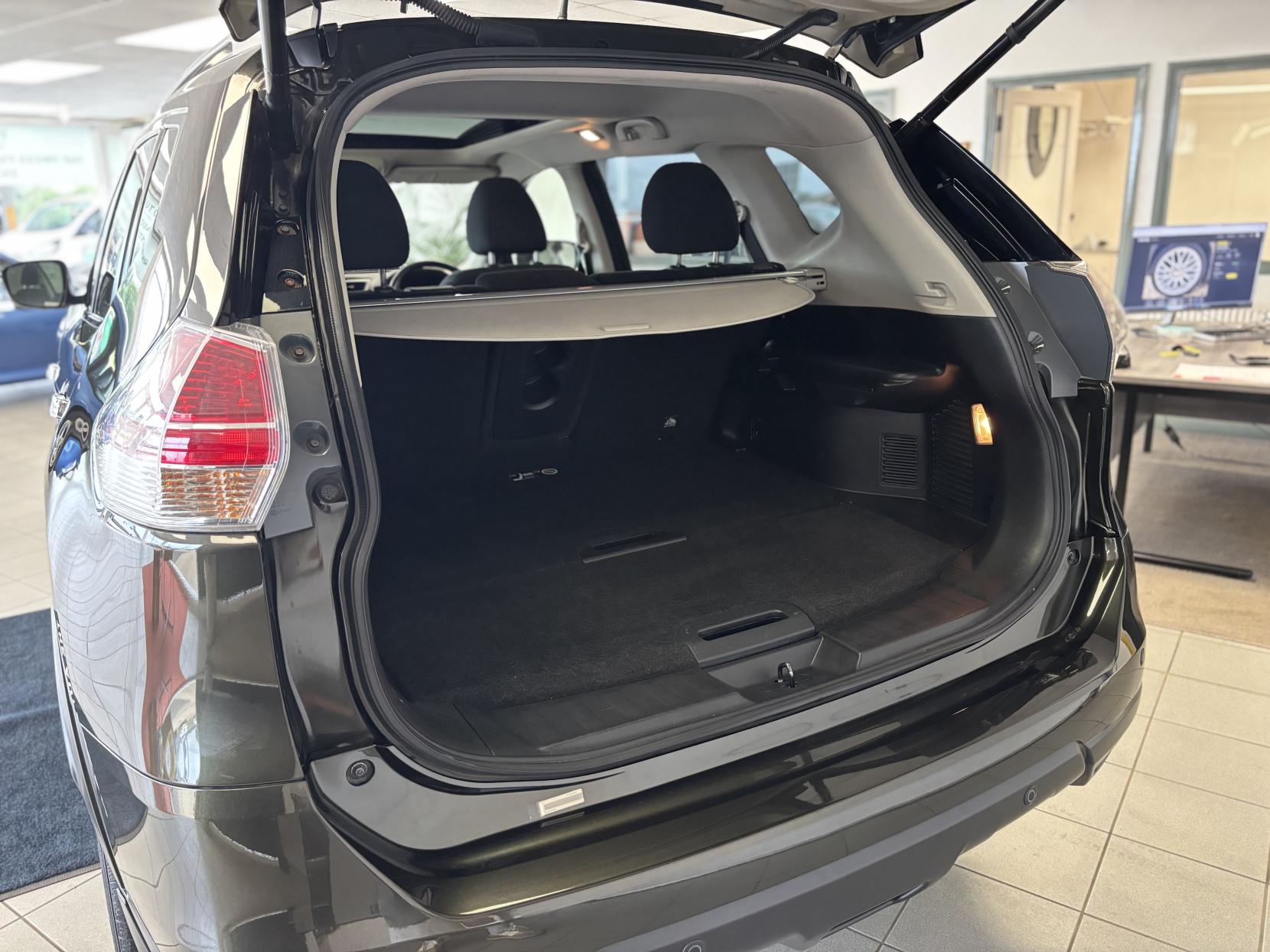 Nissan X-Trail 1.6 dCi N-Vision SUV 5dr Diesel Manual Euro 6 (s/s) (130 ps)