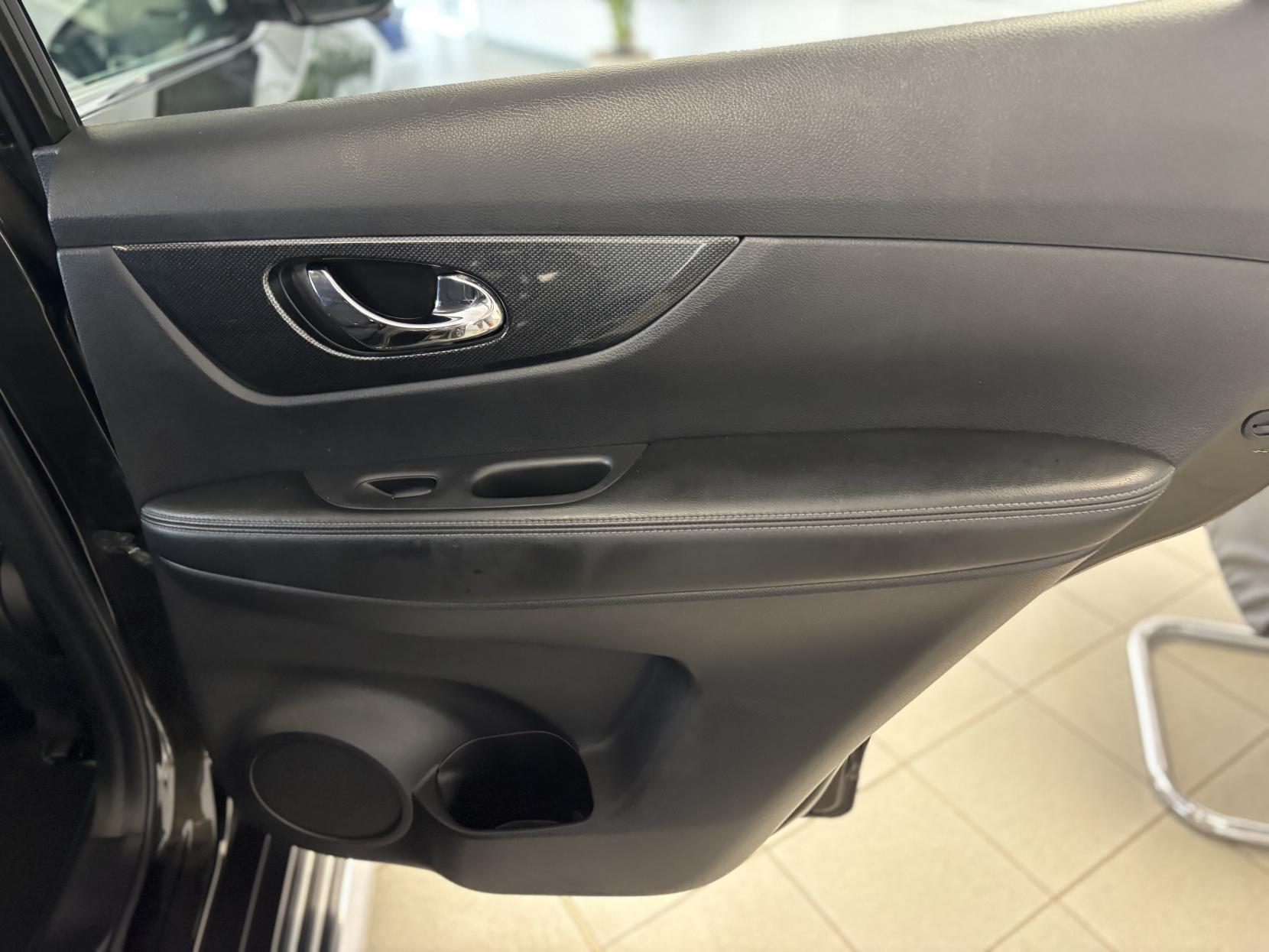 Nissan X-Trail 1.6 dCi N-Vision SUV 5dr Diesel Manual Euro 6 (s/s) (130 ps)