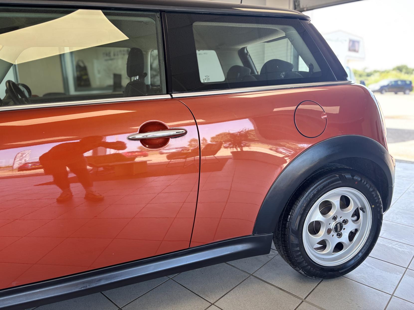 MINI Hatch 1.6 Cooper Hatchback 3dr Petrol Manual Euro 5 (s/s) (122 ps)