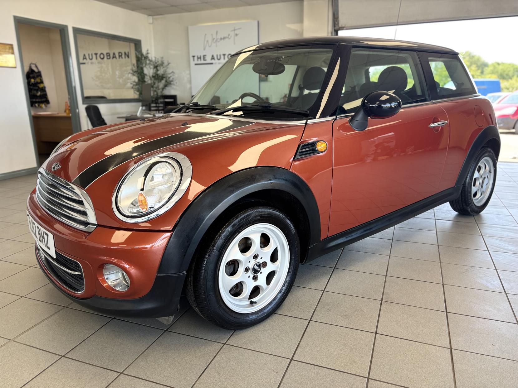 MINI Hatch 1.6 Cooper Hatchback 3dr Petrol Manual Euro 5 (s/s) (122 ps)
