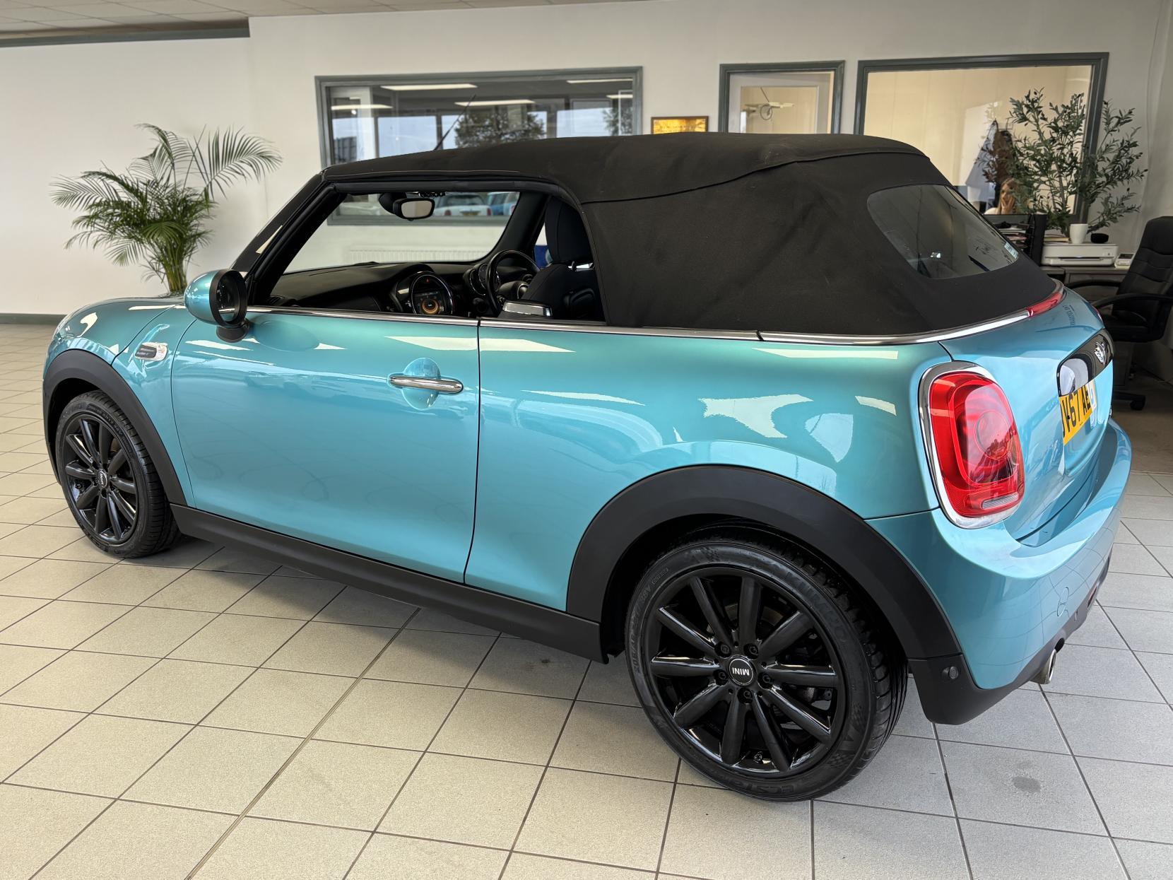 MINI Convertible 1.5 Cooper Convertible 2dr Petrol Manual Euro 6 (s/s) (136 ps)