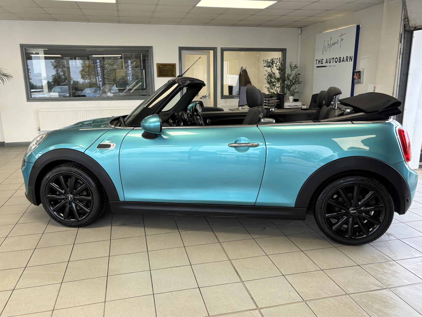 MINI Convertible 1.5 Cooper Convertible 2dr Petrol Manual Euro 6 (s/s) (136 ps)