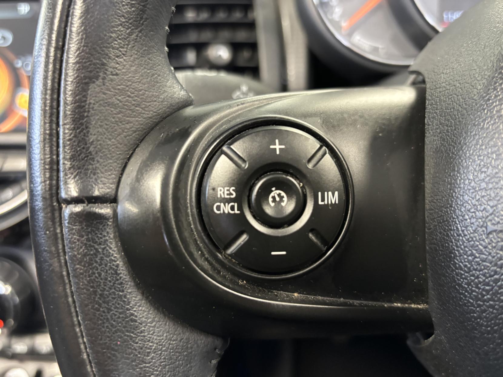 MINI Convertible 1.5 Cooper Convertible 2dr Petrol Manual Euro 6 (s/s) (136 ps)