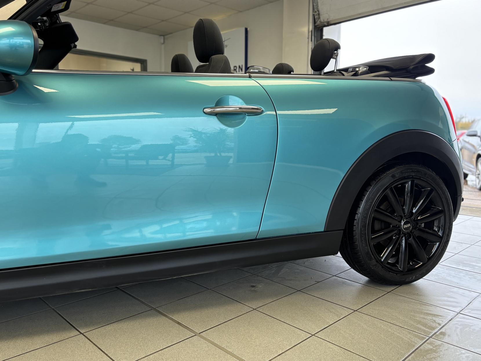 MINI Convertible 1.5 Cooper Convertible 2dr Petrol Manual Euro 6 (s/s) (136 ps)