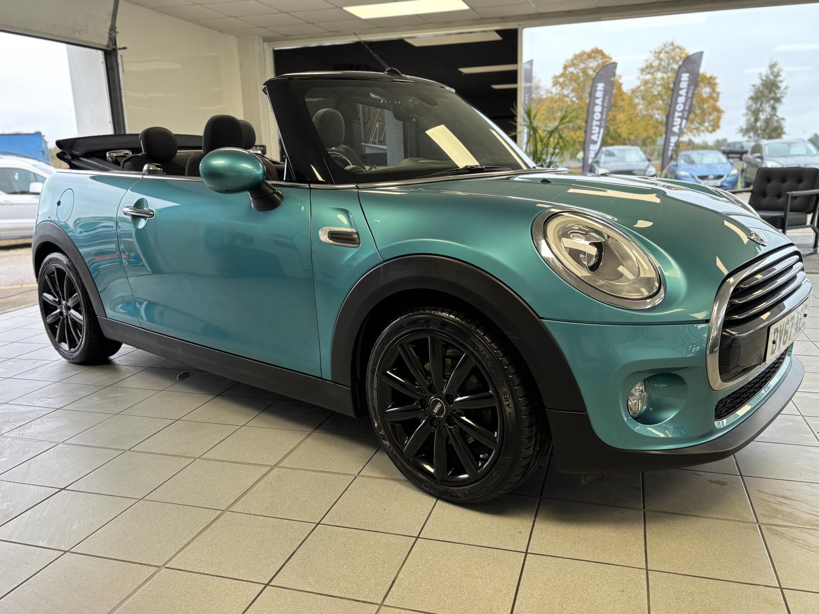 MINI Convertible 1.5 Cooper Convertible 2dr Petrol Manual Euro 6 (s/s) (136 ps)