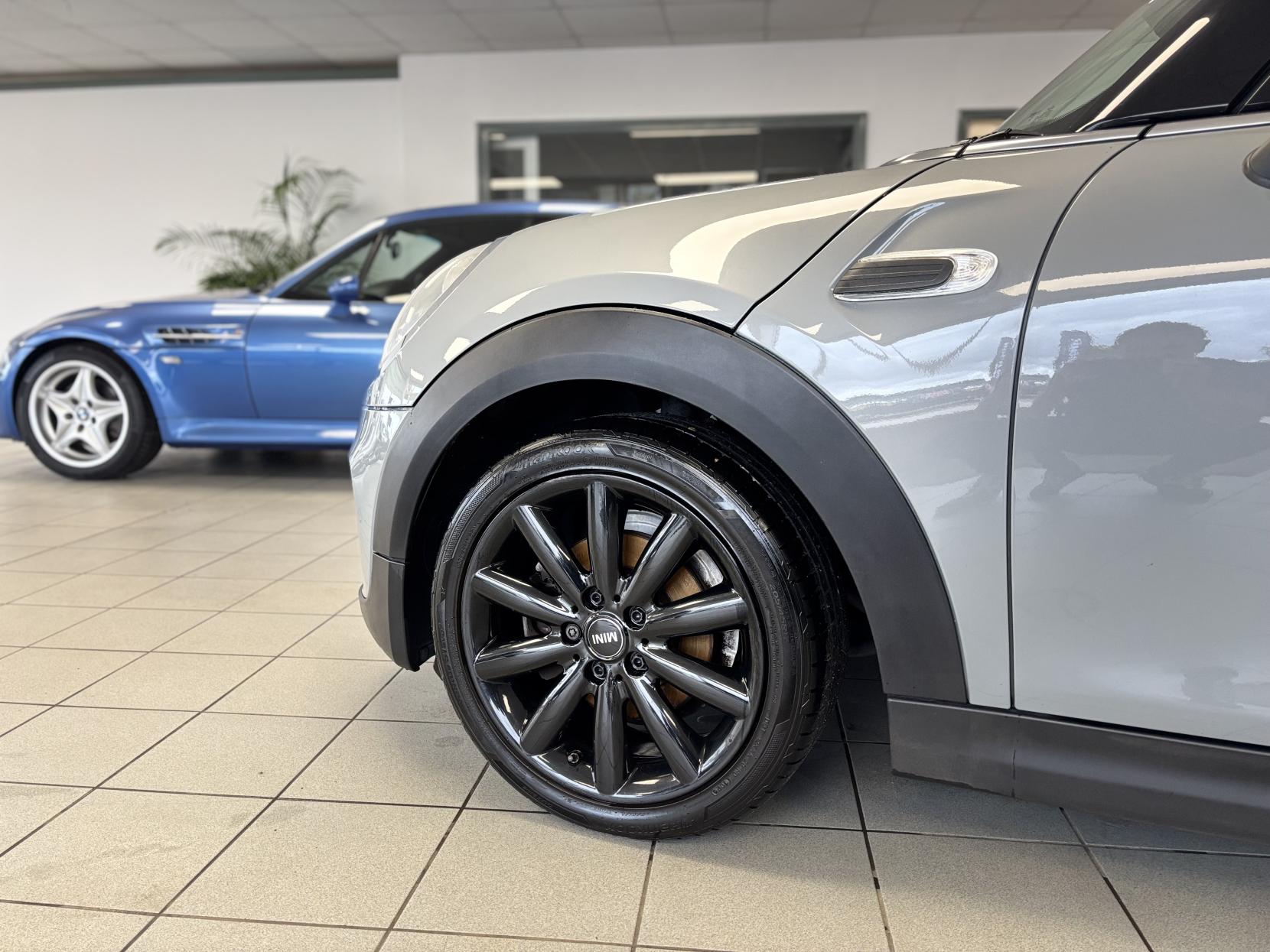 MINI Hatch 1.5 Cooper D Hatchback 3dr Diesel Manual Euro 6 (s/s) (116 ps)