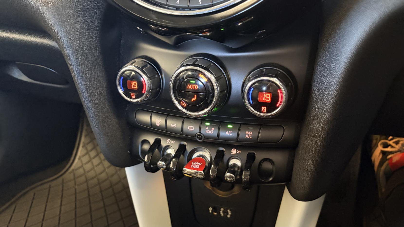 MINI Hatch 1.5 Cooper Hatchback 5dr Petrol Manual Euro 6 (s/s) (136 ps)