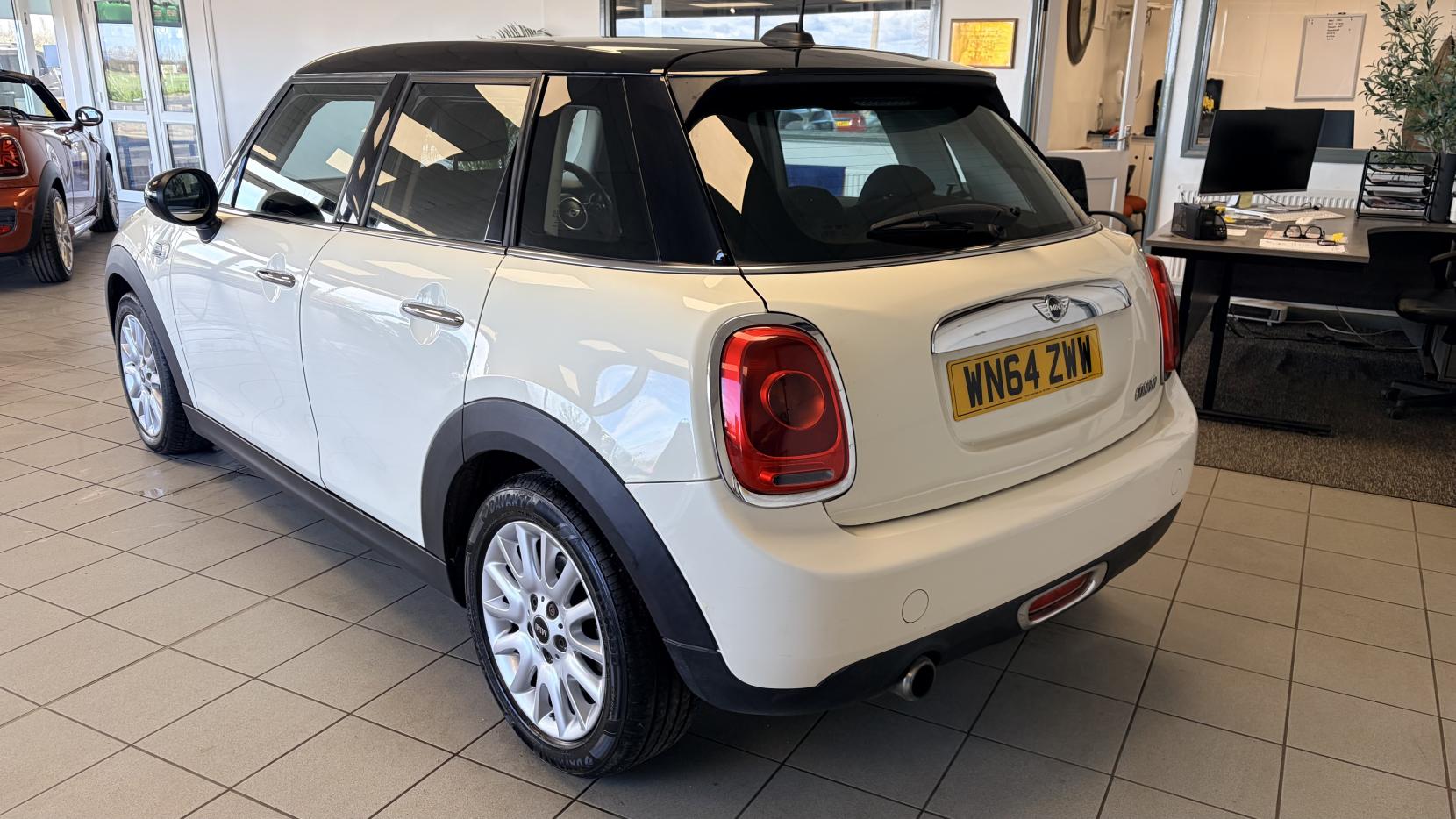 MINI Hatch 1.5 Cooper Hatchback 5dr Petrol Manual Euro 6 (s/s) (136 ps)