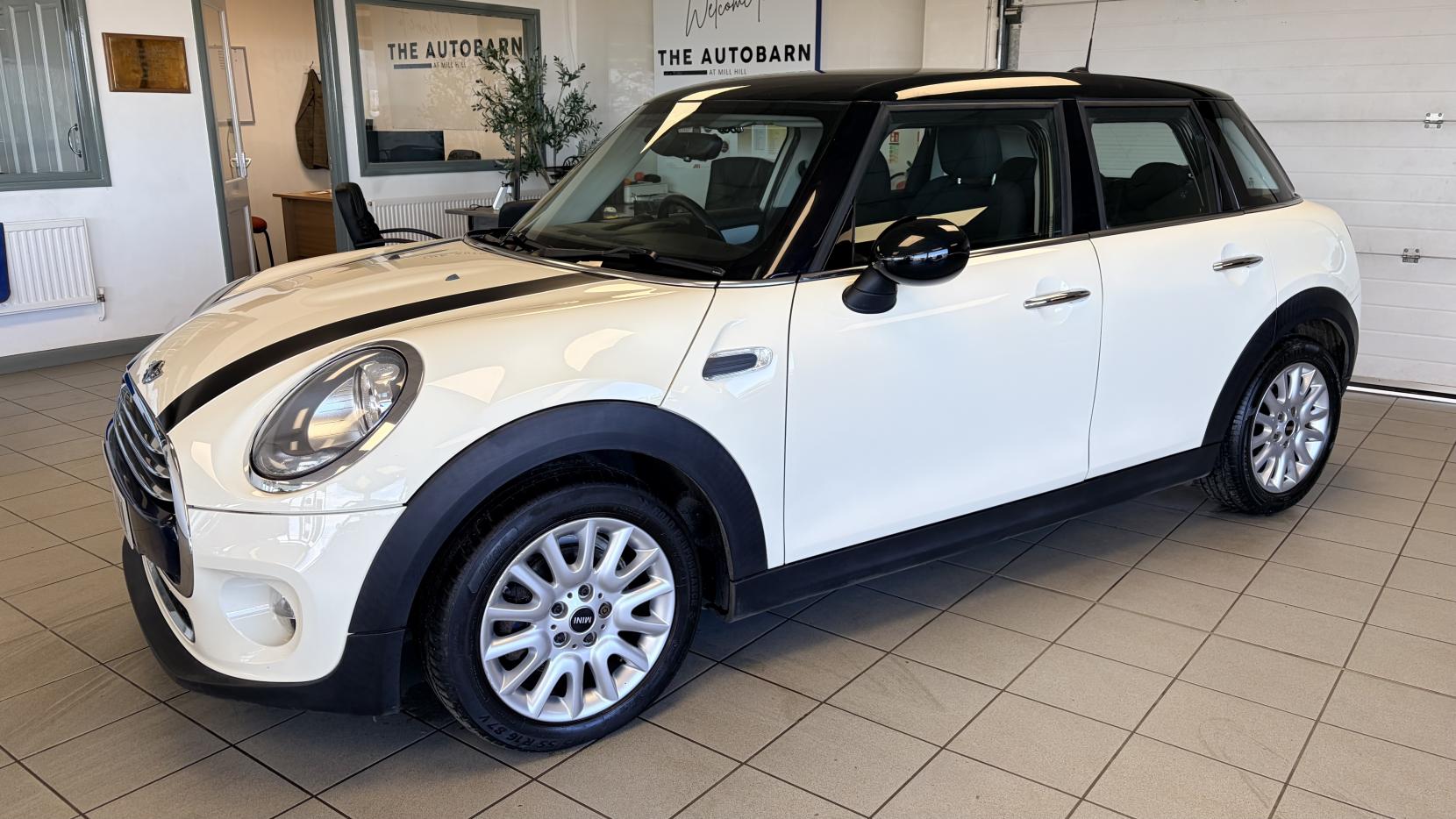 MINI Hatch 1.5 Cooper Hatchback 5dr Petrol Manual Euro 6 (s/s) (136 ps)