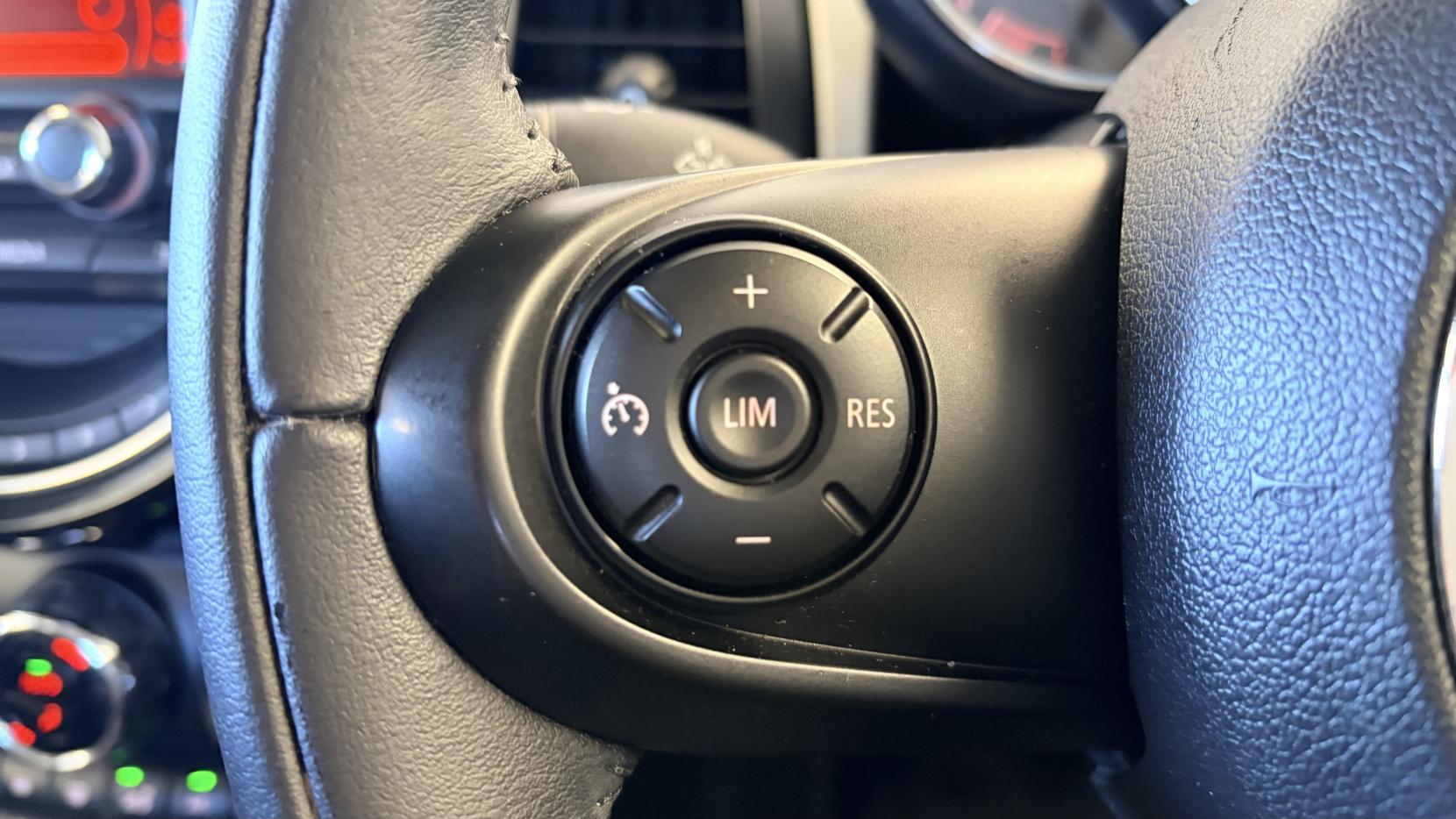 MINI Hatch 1.5 Cooper Hatchback 5dr Petrol Manual Euro 6 (s/s) (136 ps)