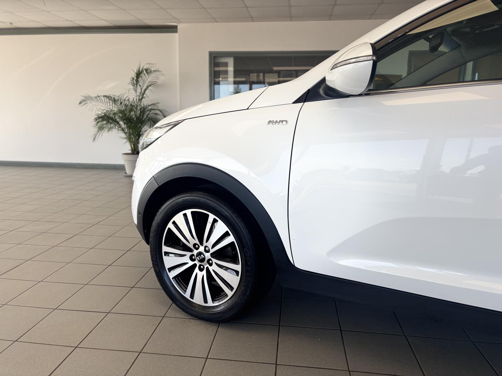 Kia Sportage 2.0 CRDi KX-4 SUV 5dr Diesel Manual AWD Euro 5 (181 bhp)