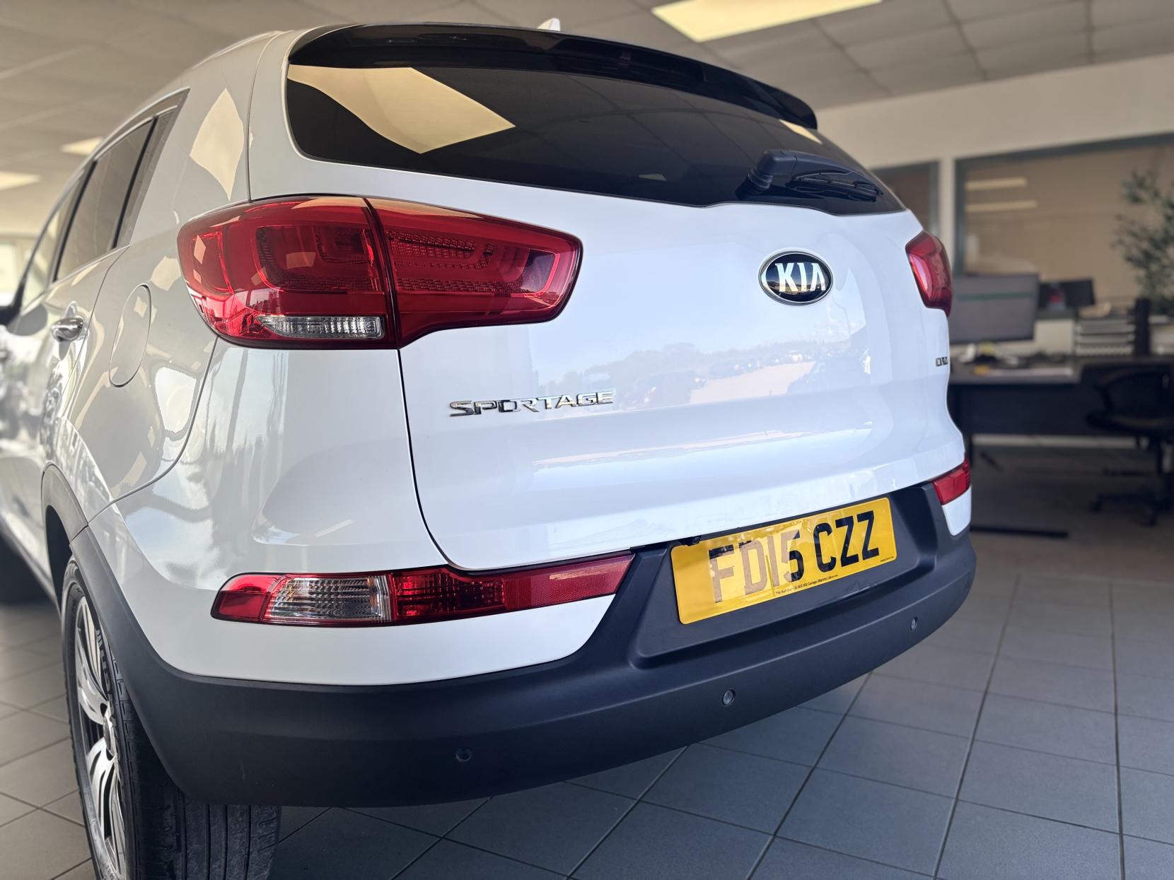 Kia Sportage 2.0 CRDi KX-4 SUV 5dr Diesel Manual AWD Euro 5 (181 bhp)