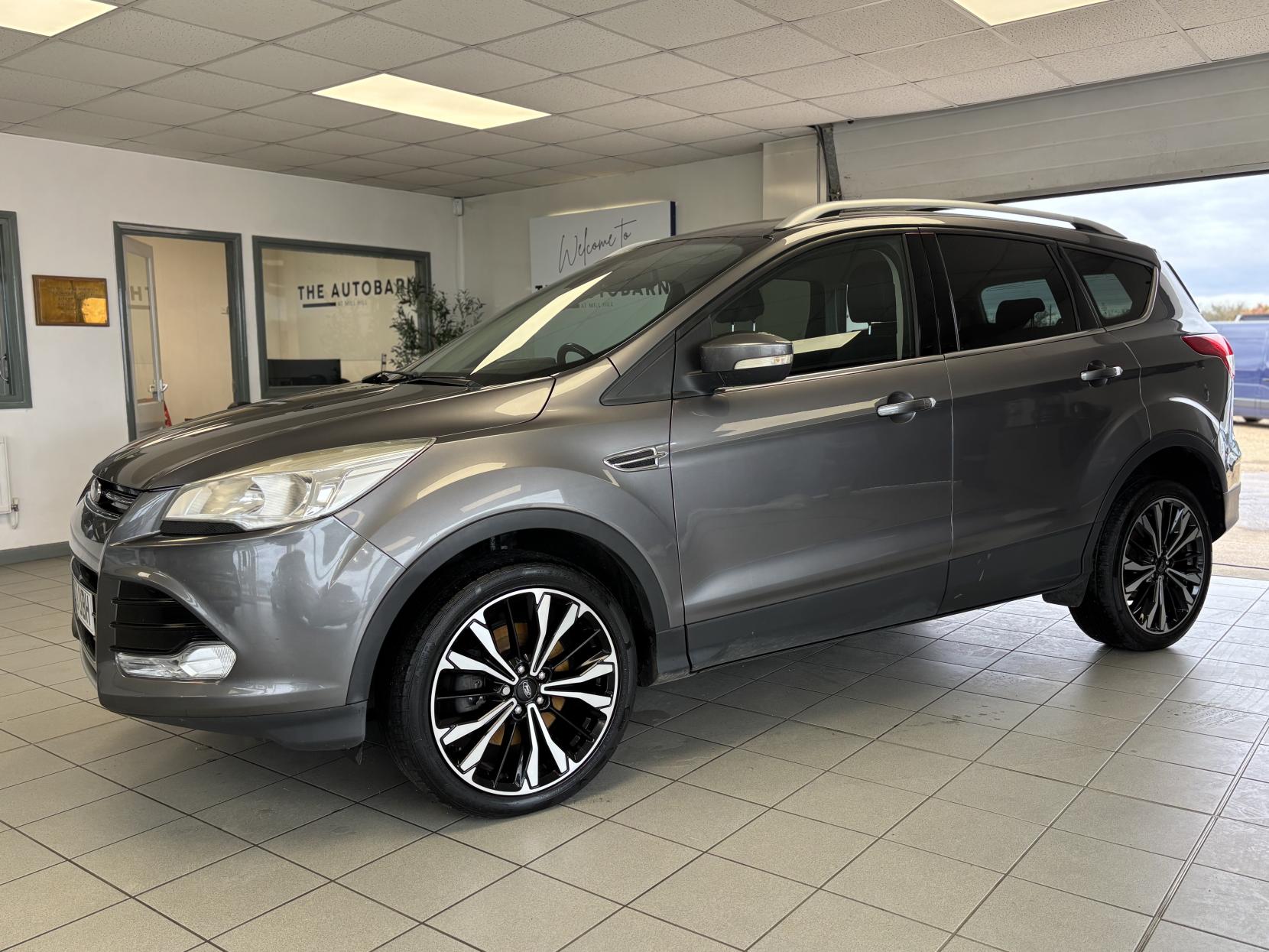 Ford Kuga 2.0 TDCi Titanium SUV 5dr Diesel Manual 2WD Euro 5 (140 ps)
