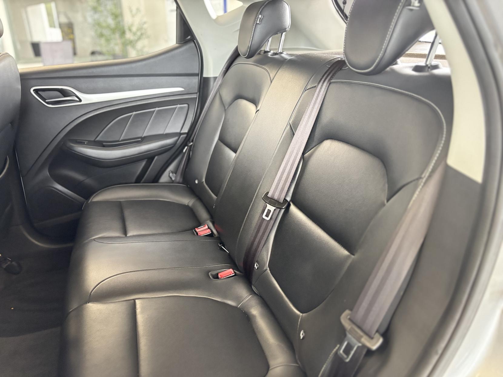 MG MG ZS 1.0 T-GDI Exclusive SUV 5dr Petrol Auto Euro 6 (111 ps)