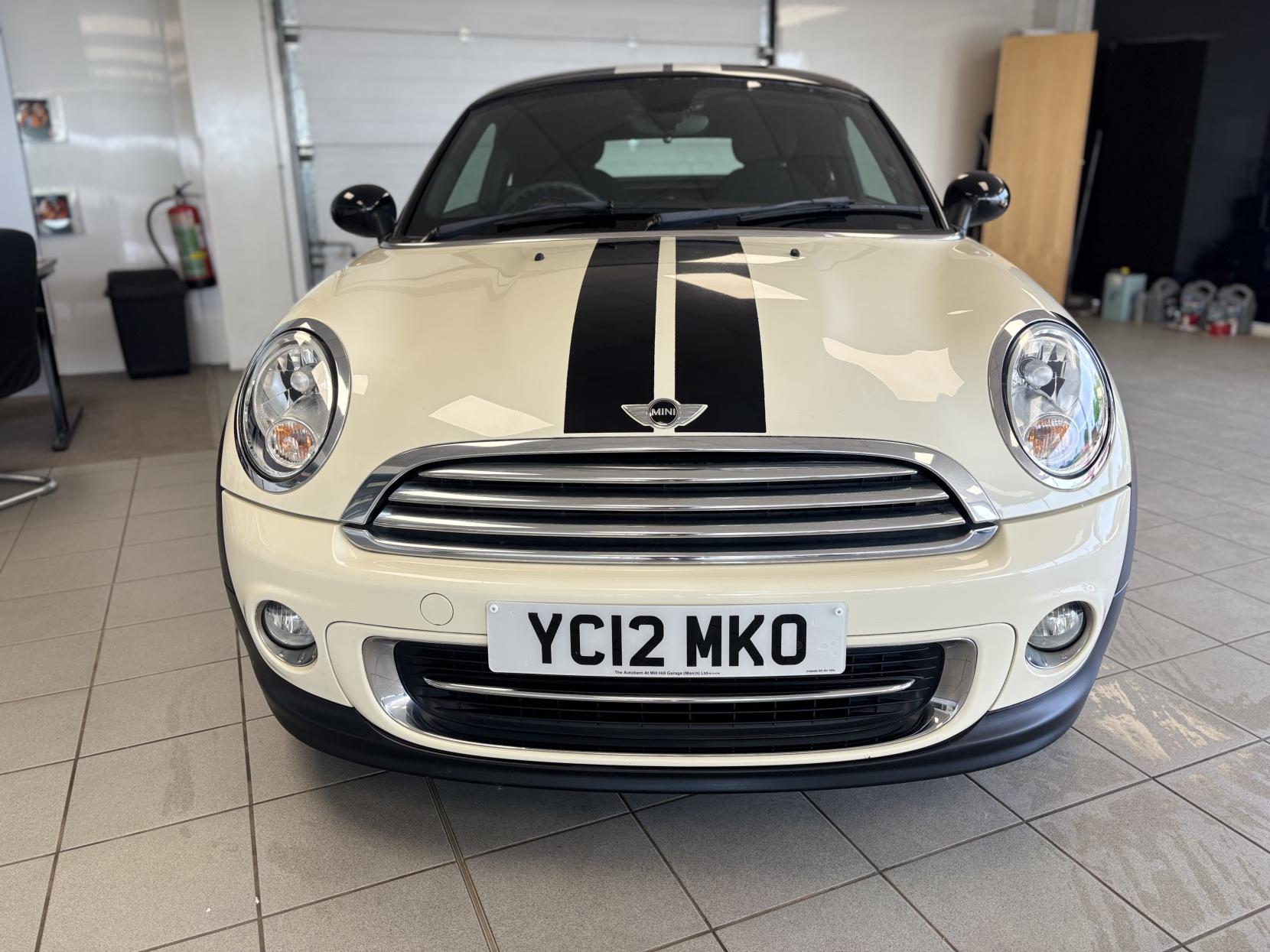MINI Coupe 1.6 Cooper Coupe 2dr Petrol Manual Euro 5 (s/s) (122 ps)