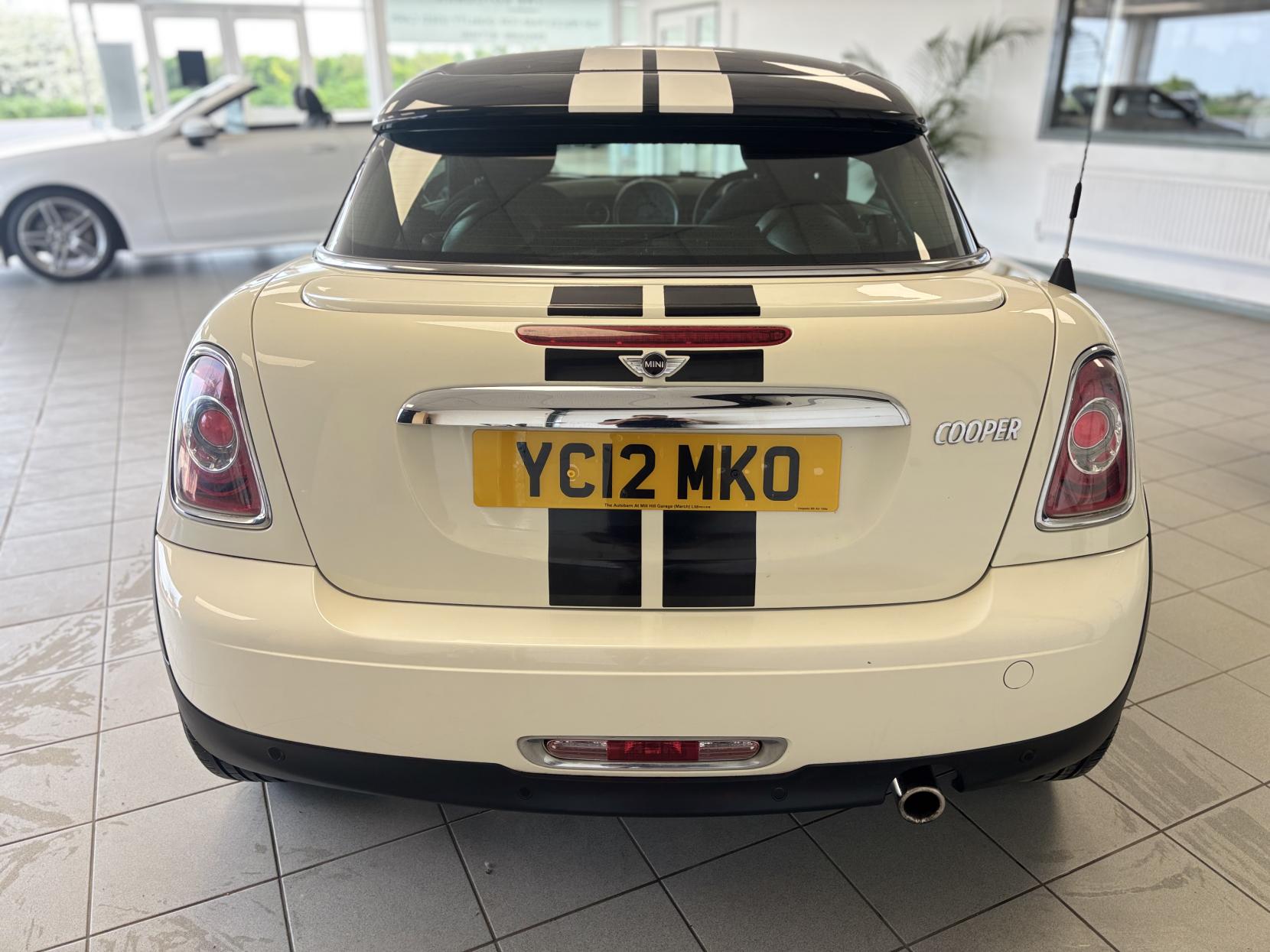 MINI Coupe 1.6 Cooper Coupe 2dr Petrol Manual Euro 5 (s/s) (122 ps)