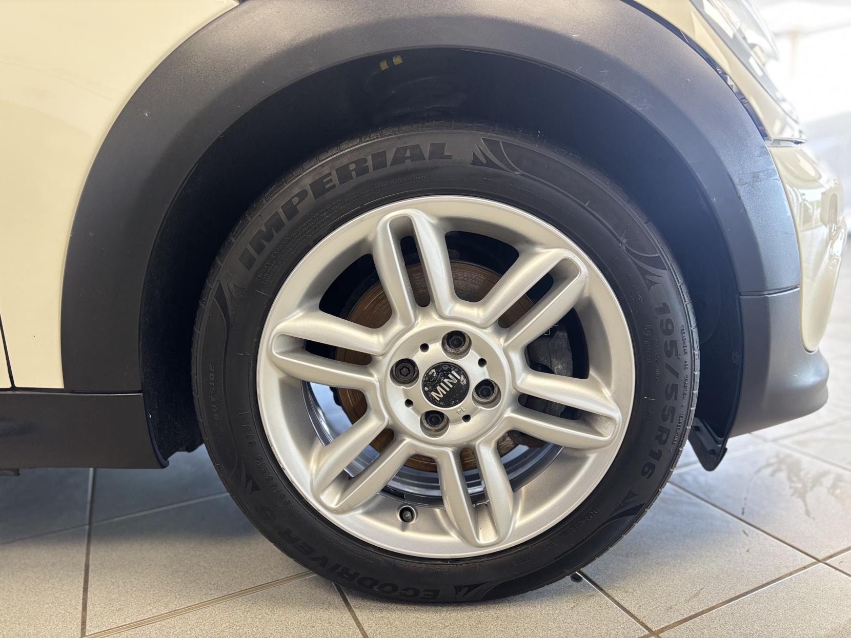 MINI Coupe 1.6 Cooper Coupe 2dr Petrol Manual Euro 5 (s/s) (122 ps)