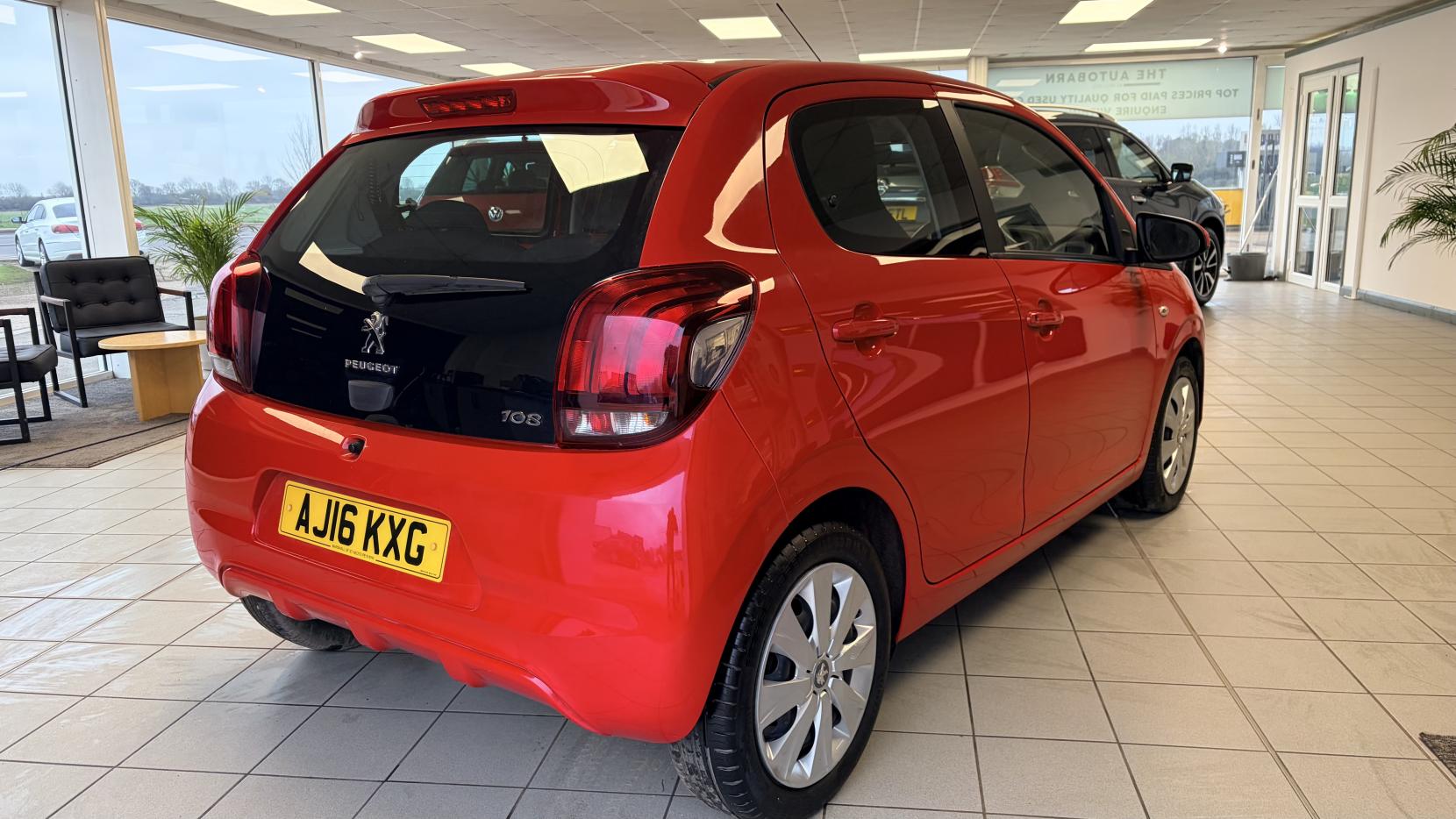 Peugeot 108 1.0 Active Hatchback 5dr Petrol 2 Tronic Euro 6 (68 ps)