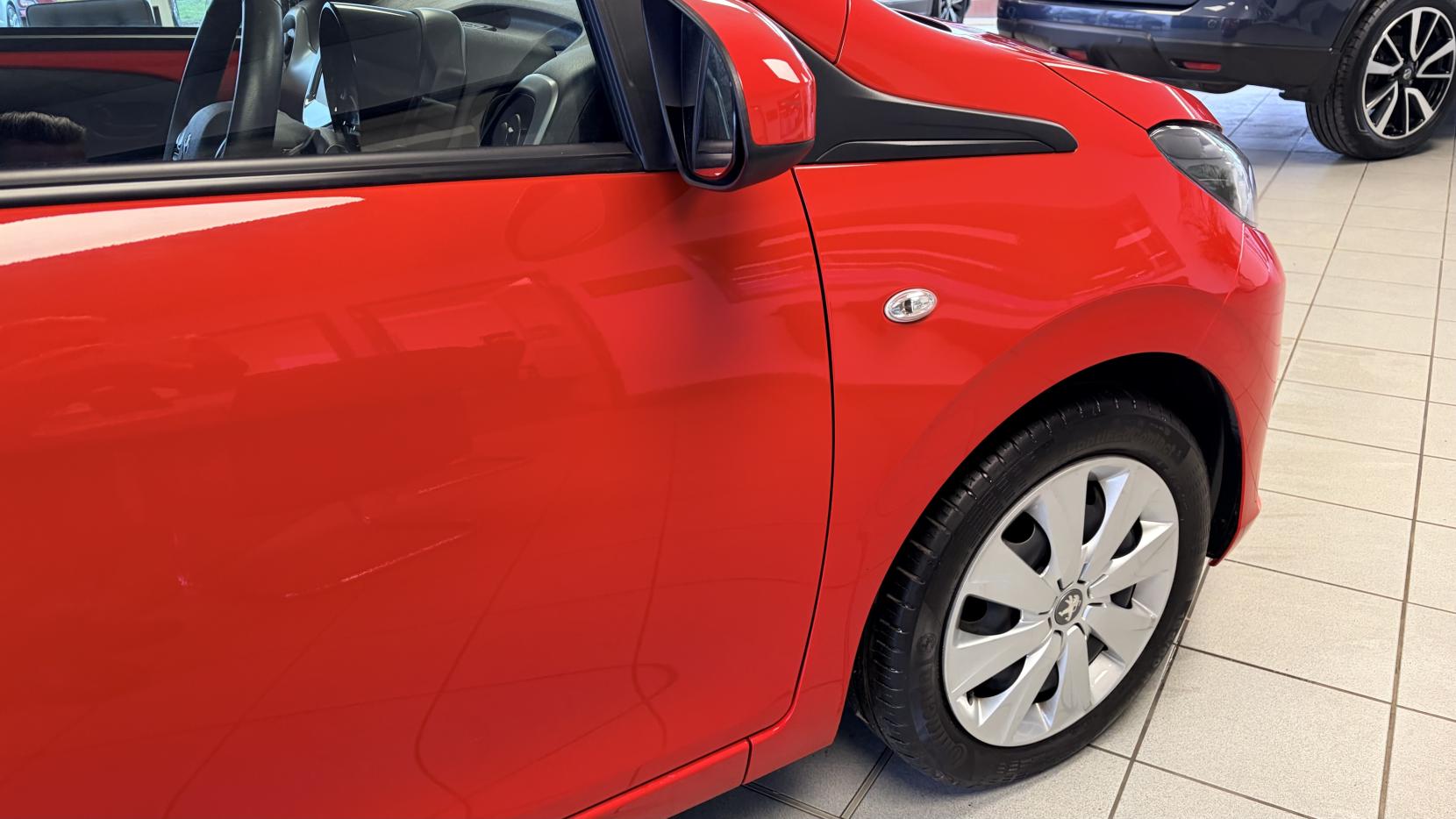 Peugeot 108 1.0 Active Hatchback 5dr Petrol 2 Tronic Euro 6 (68 ps)