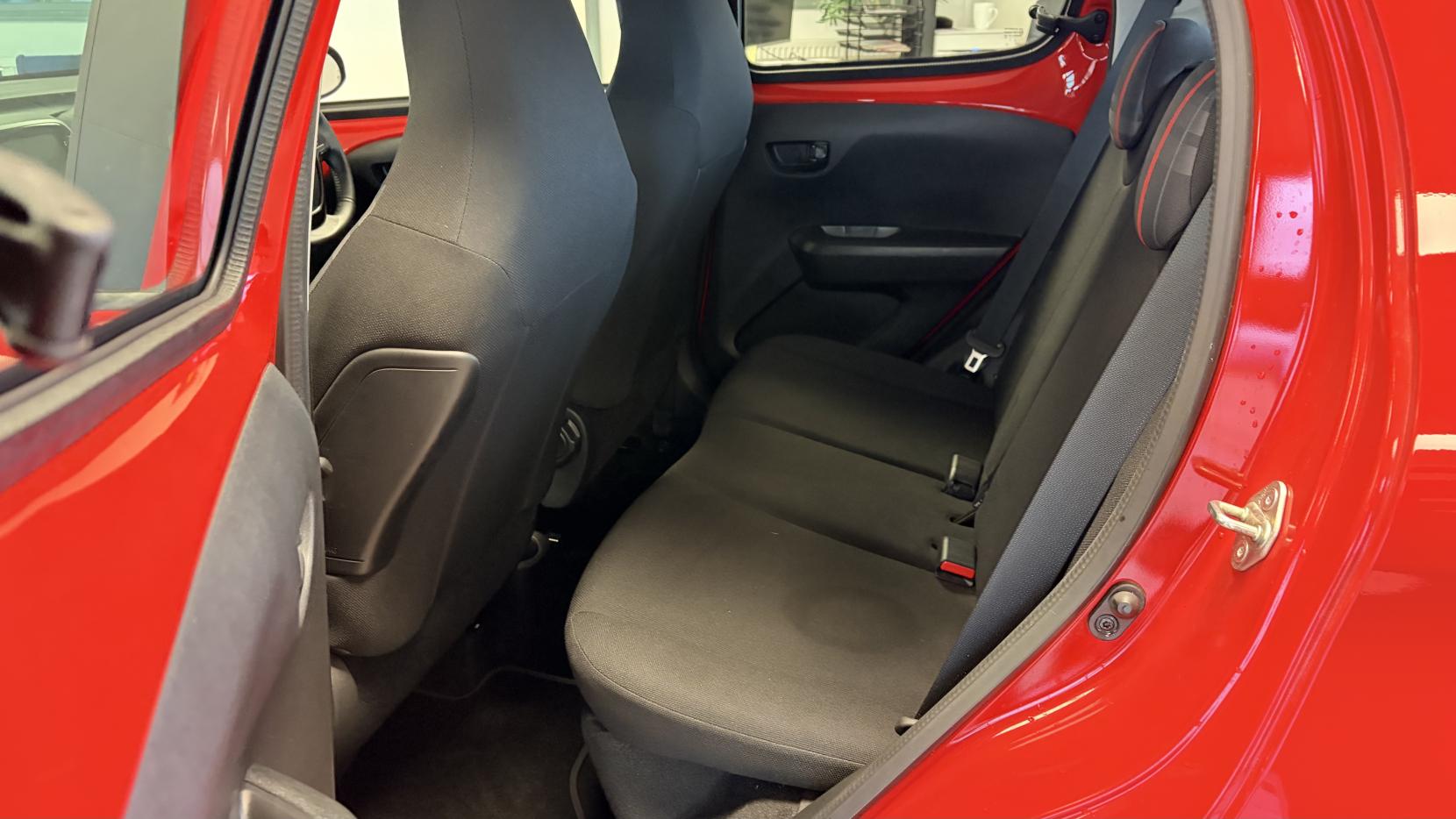 Peugeot 108 1.0 Active Hatchback 5dr Petrol 2 Tronic Euro 6 (68 ps)