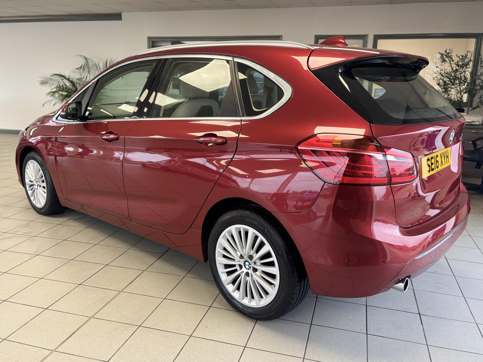 BMW 2 Series Active Tourer 1.5 216d Luxury MPV 5dr Diesel Manual Euro 6 (s/s) (116 ps)