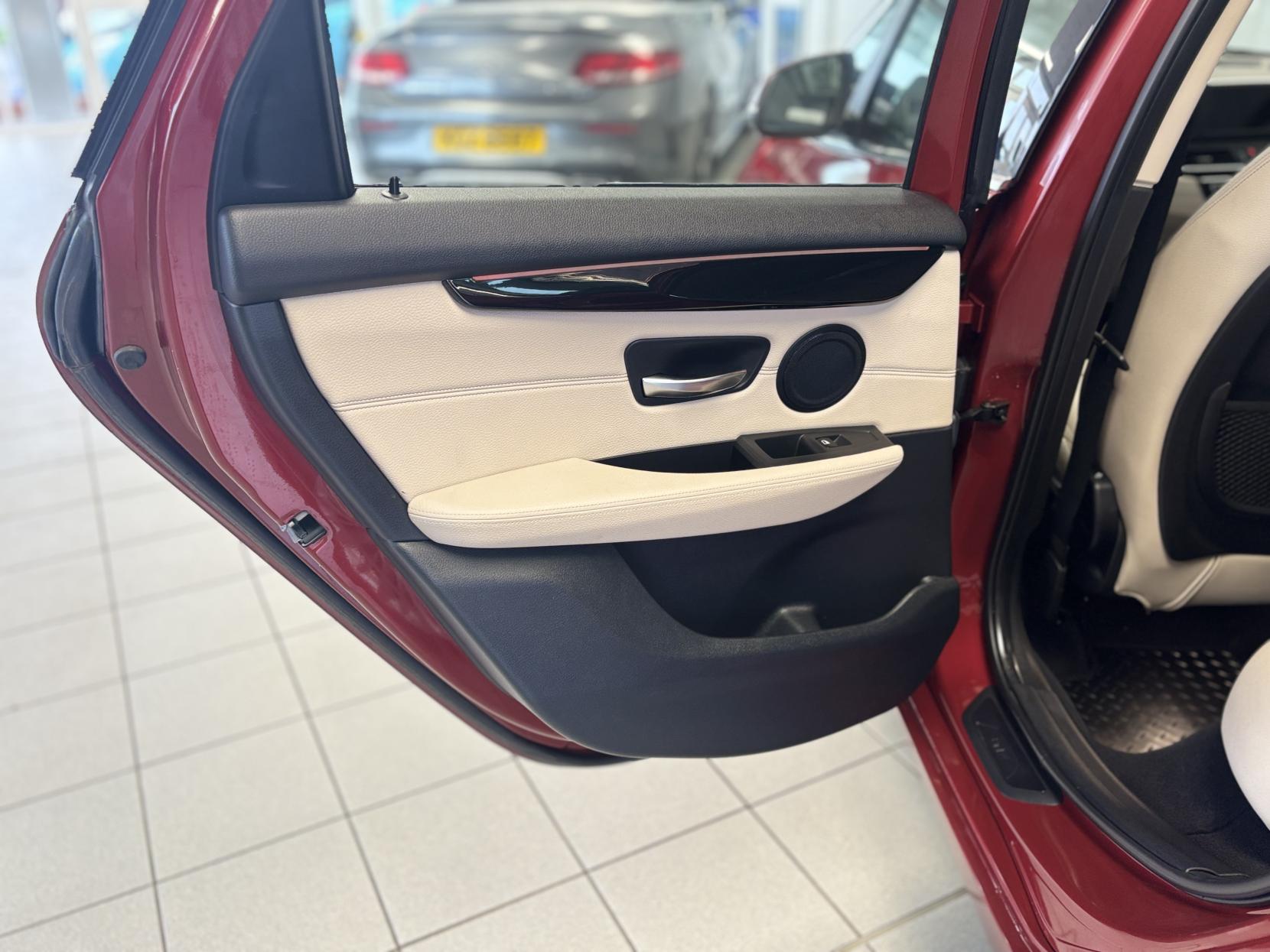 BMW 2 Series Active Tourer 1.5 216d Luxury MPV 5dr Diesel Manual Euro 6 (s/s) (116 ps)