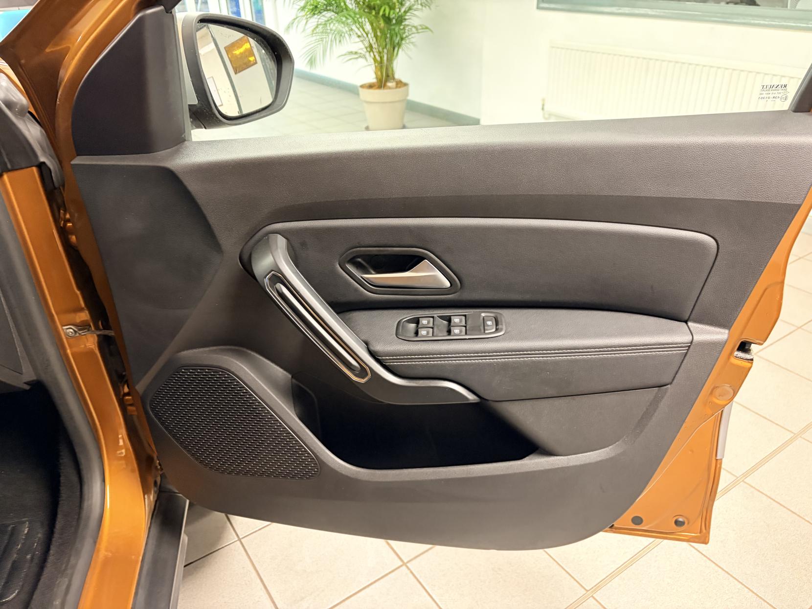 Dacia Duster 1.0 TCe Prestige SUV 5dr Petrol Manual Euro 6 (s/s) (90 ps)