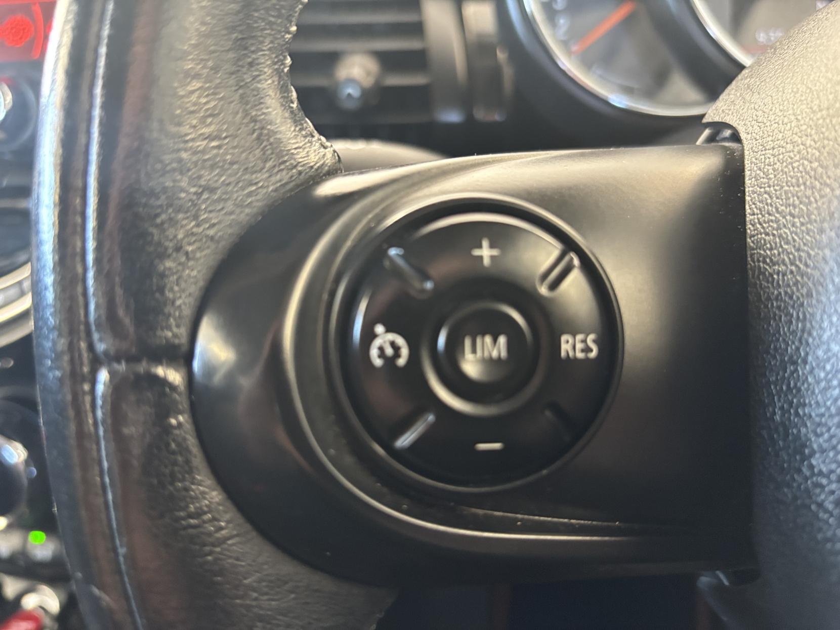 MINI Hatch 1.5 Cooper D Hatchback 3dr Diesel Manual Euro 6 (s/s) (116 ps)