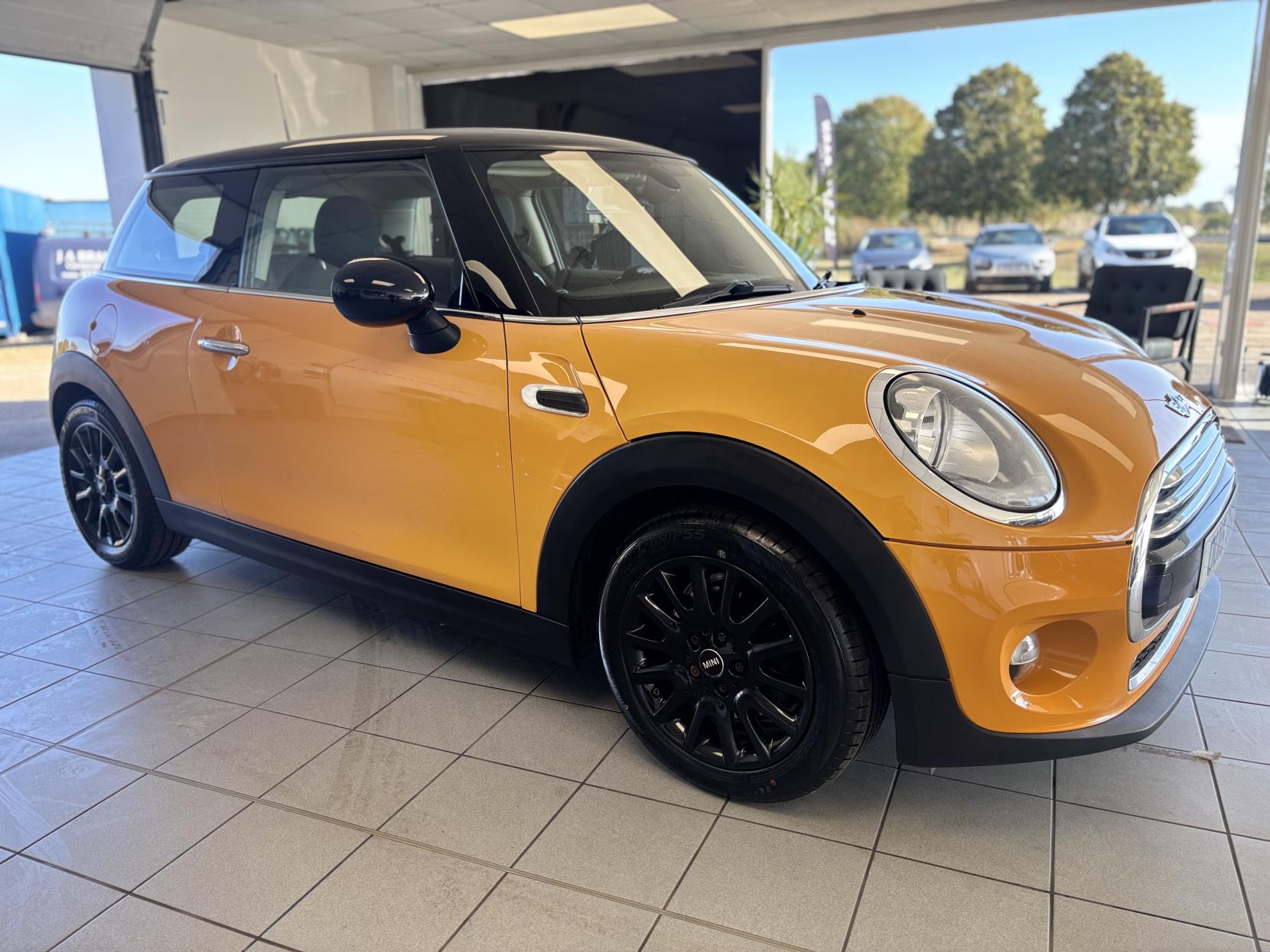 MINI Hatch 1.5 Cooper D Hatchback 3dr Diesel Manual Euro 6 (s/s) (116 ps)