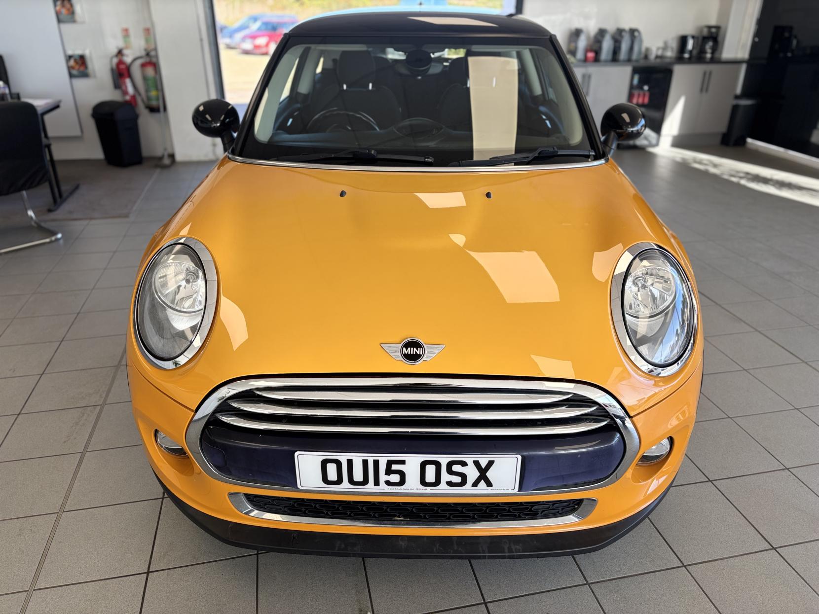 MINI Hatch 1.5 Cooper D Hatchback 3dr Diesel Manual Euro 6 (s/s) (116 ps)